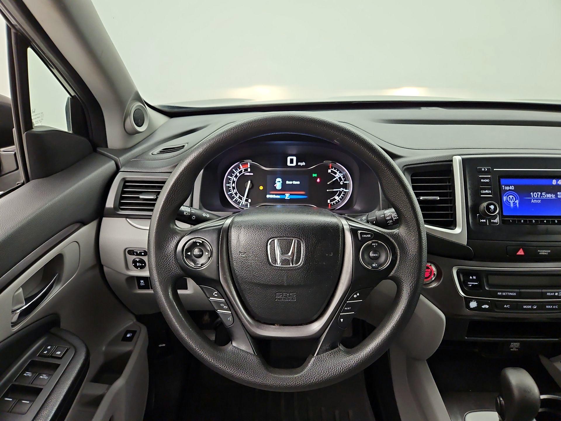 Thumbnail: 2016 Honda Pilot - 10