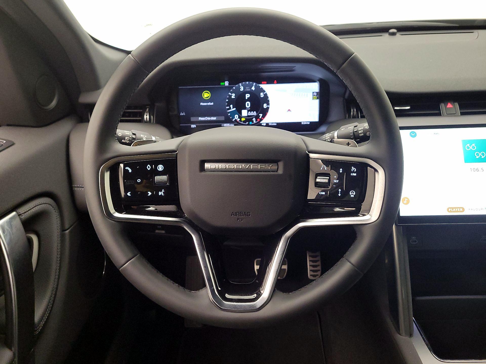 Thumbnail: 2024 Land Rover Discovery Sport - 10