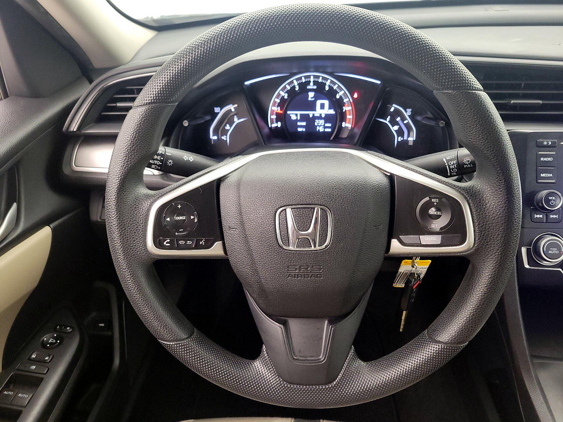 Thumbnail: 2016 Honda Civic - 10