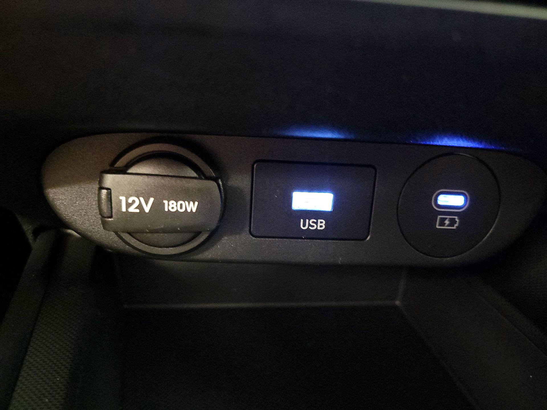 Thumbnail: 2024 Hyundai Elantra - 18