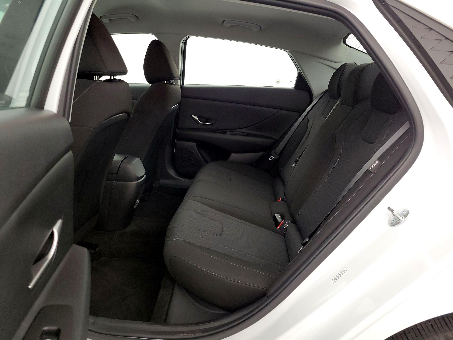 Thumbnail: 2024 Hyundai Elantra - 19