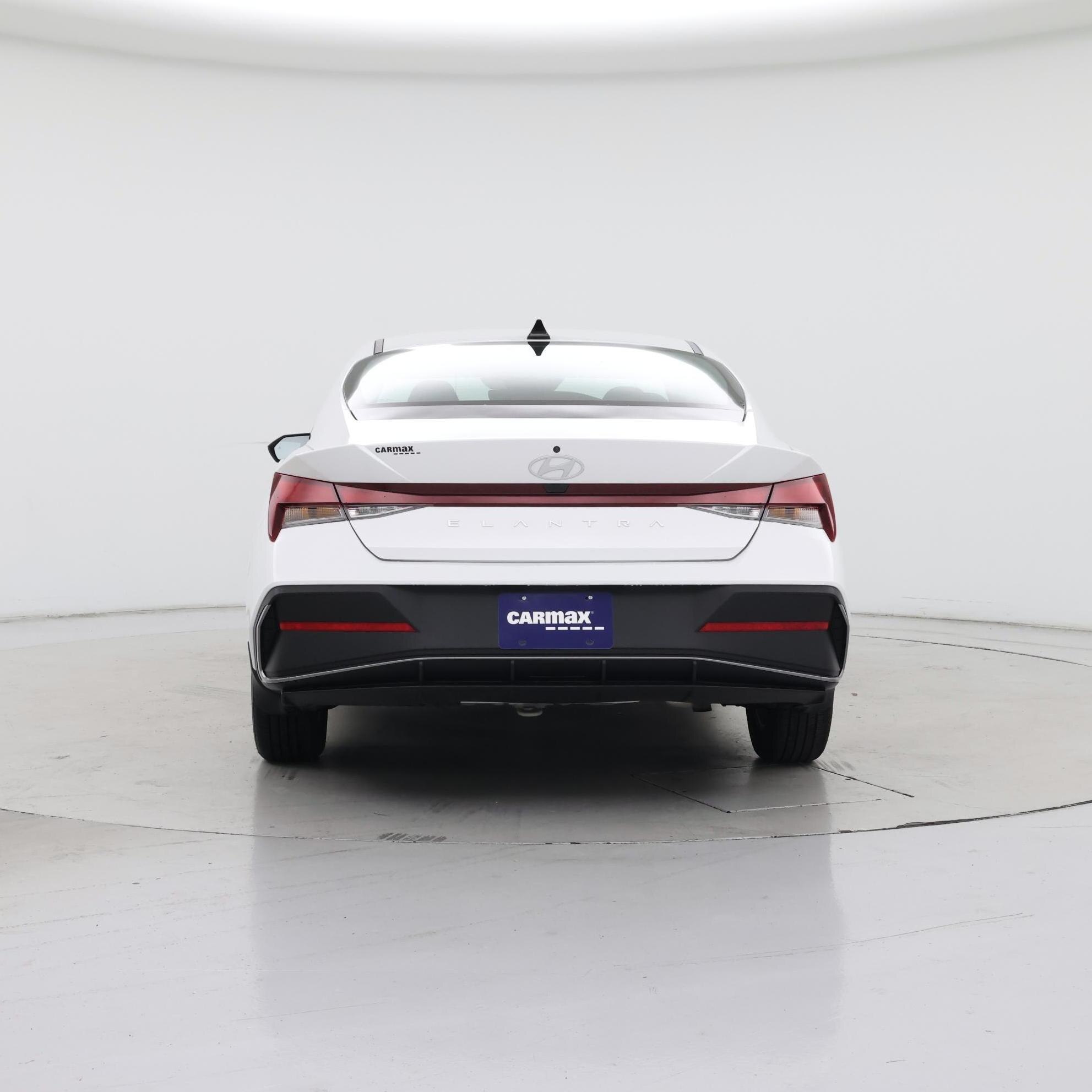 Thumbnail: 2024 Hyundai Elantra - 6