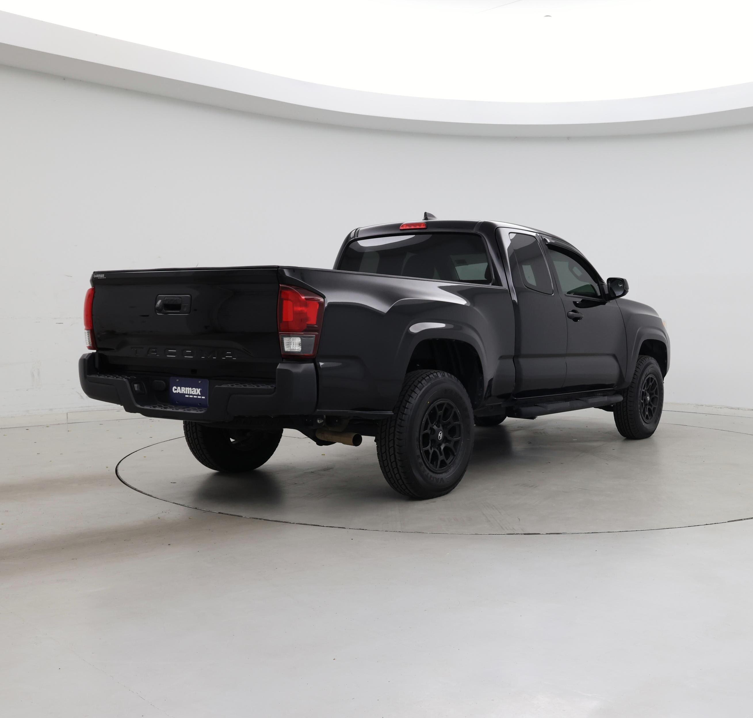 Thumbnail: 2022 Toyota Tacoma - 8