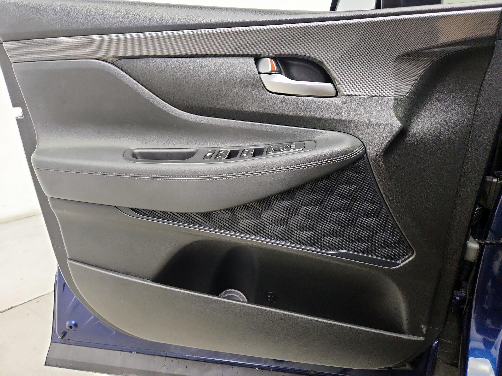 Thumbnail: 2023 Hyundai Santa Fe - 12