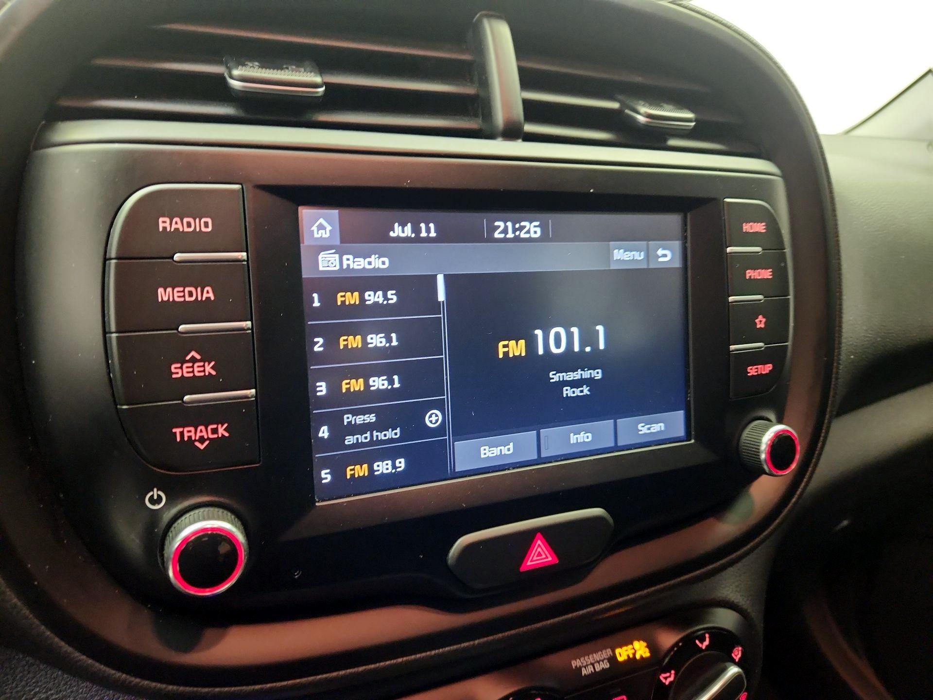Thumbnail: 2021 Kia Soul - 15