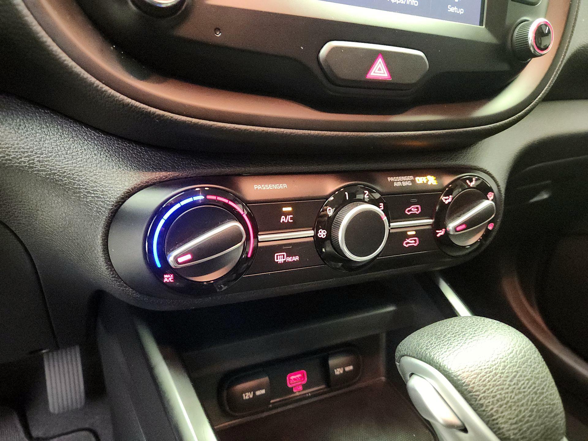 Thumbnail: 2021 Kia Soul - 16