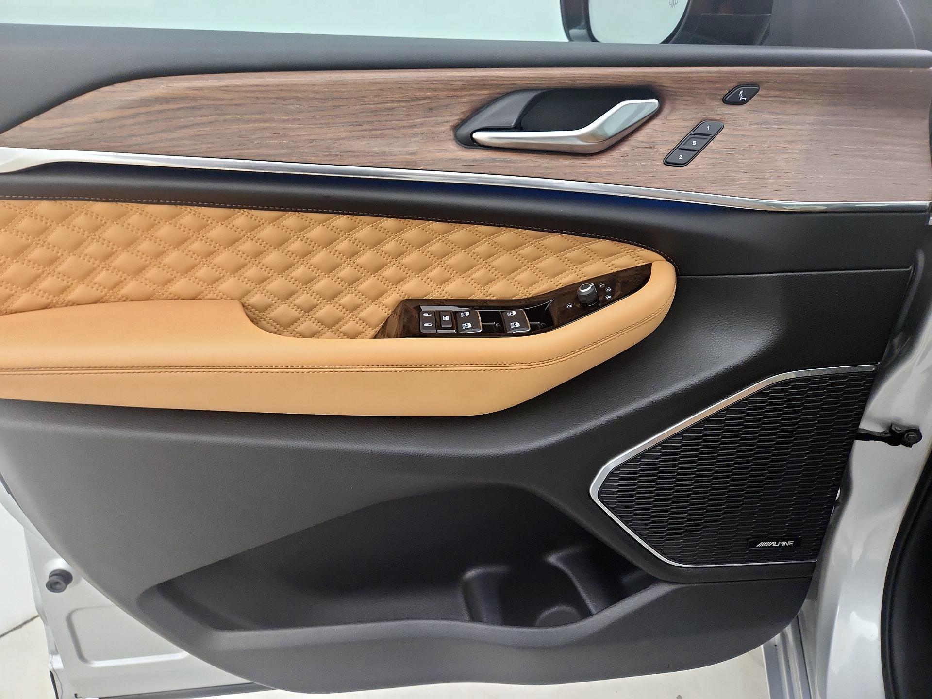 Thumbnail: 2022 Jeep Grand Cherokee - 12