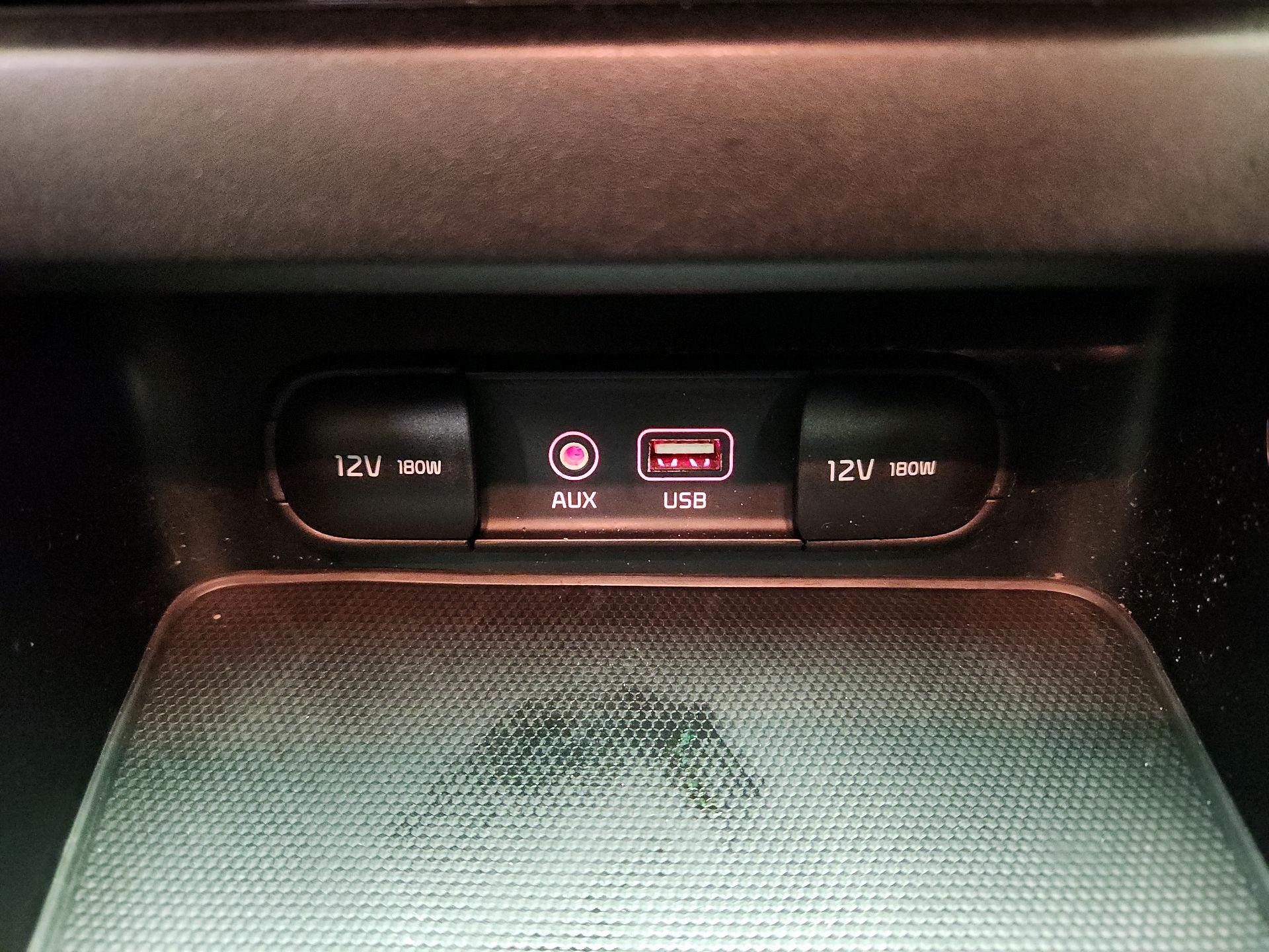 Thumbnail: 2020 Kia Forte - 18