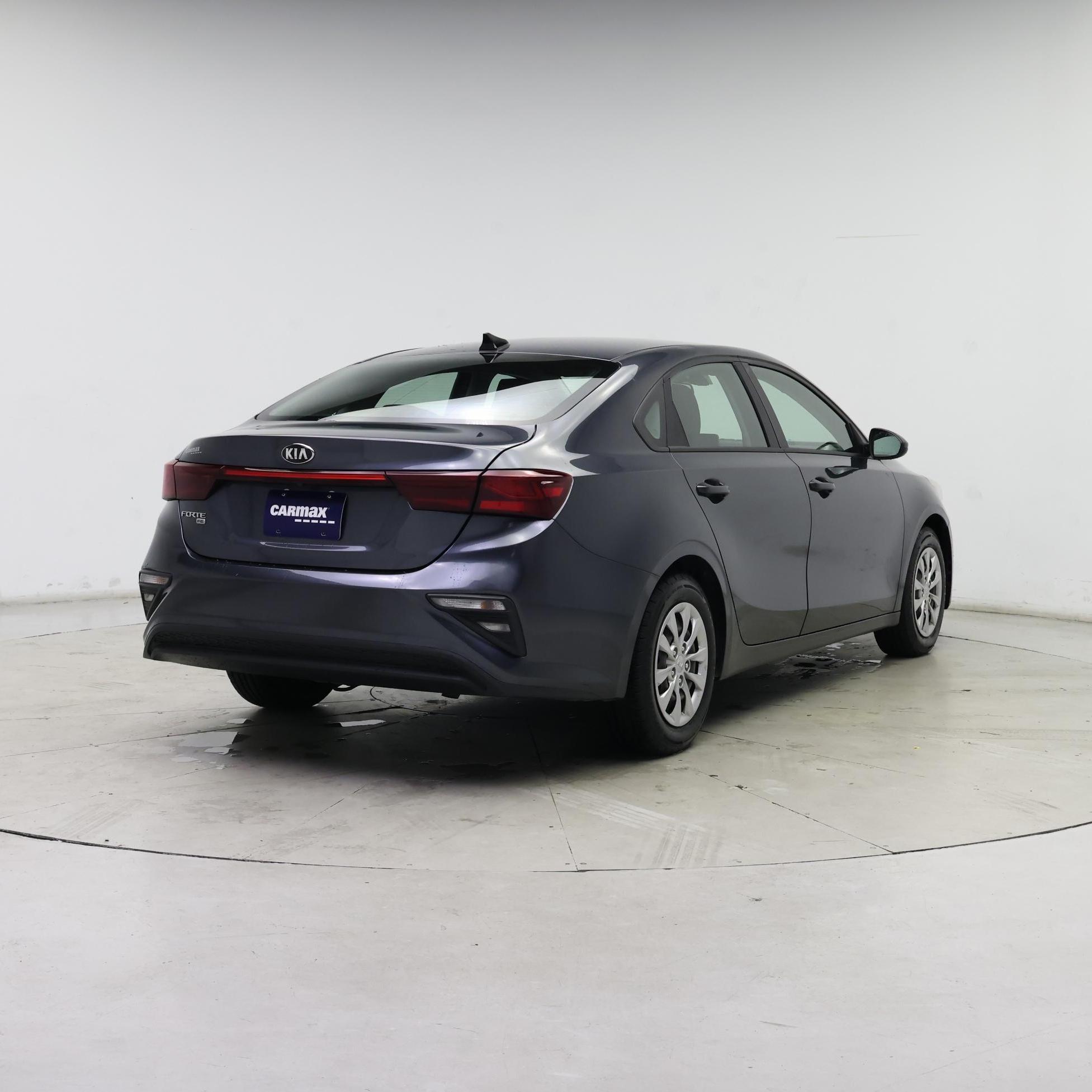 Thumbnail: 2020 Kia Forte - 8