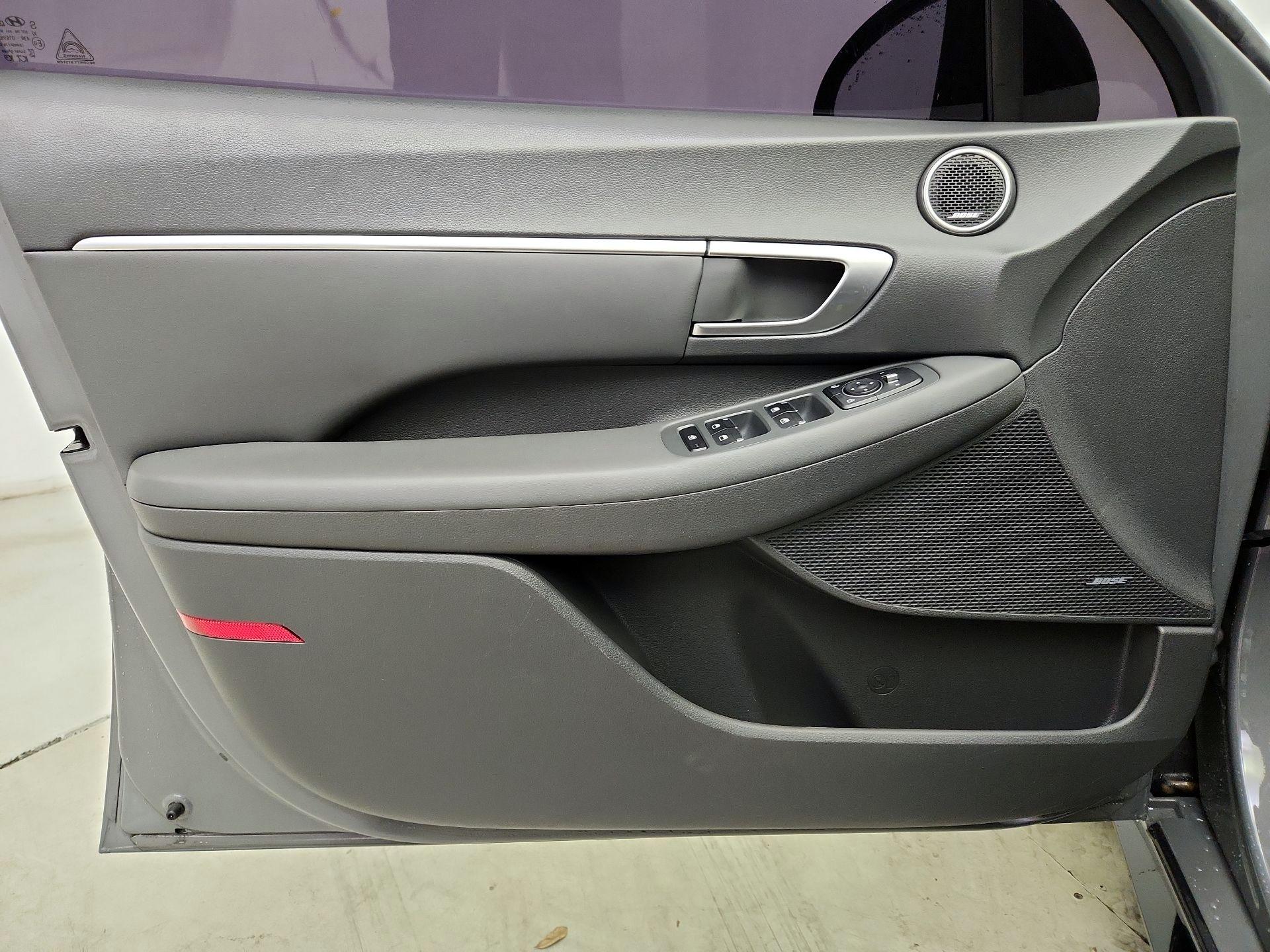 Thumbnail: 2022 Hyundai Sonata - 12