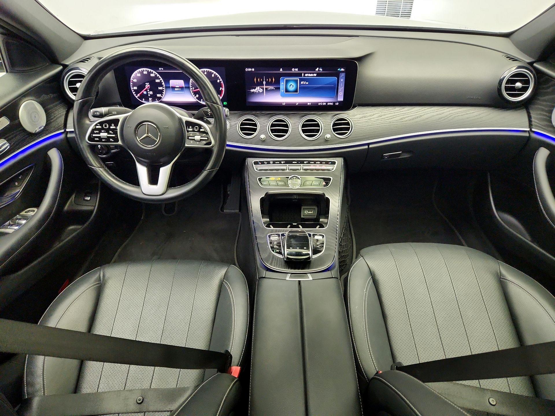Thumbnail: 2020 Mercedes-Benz E-Class - 9