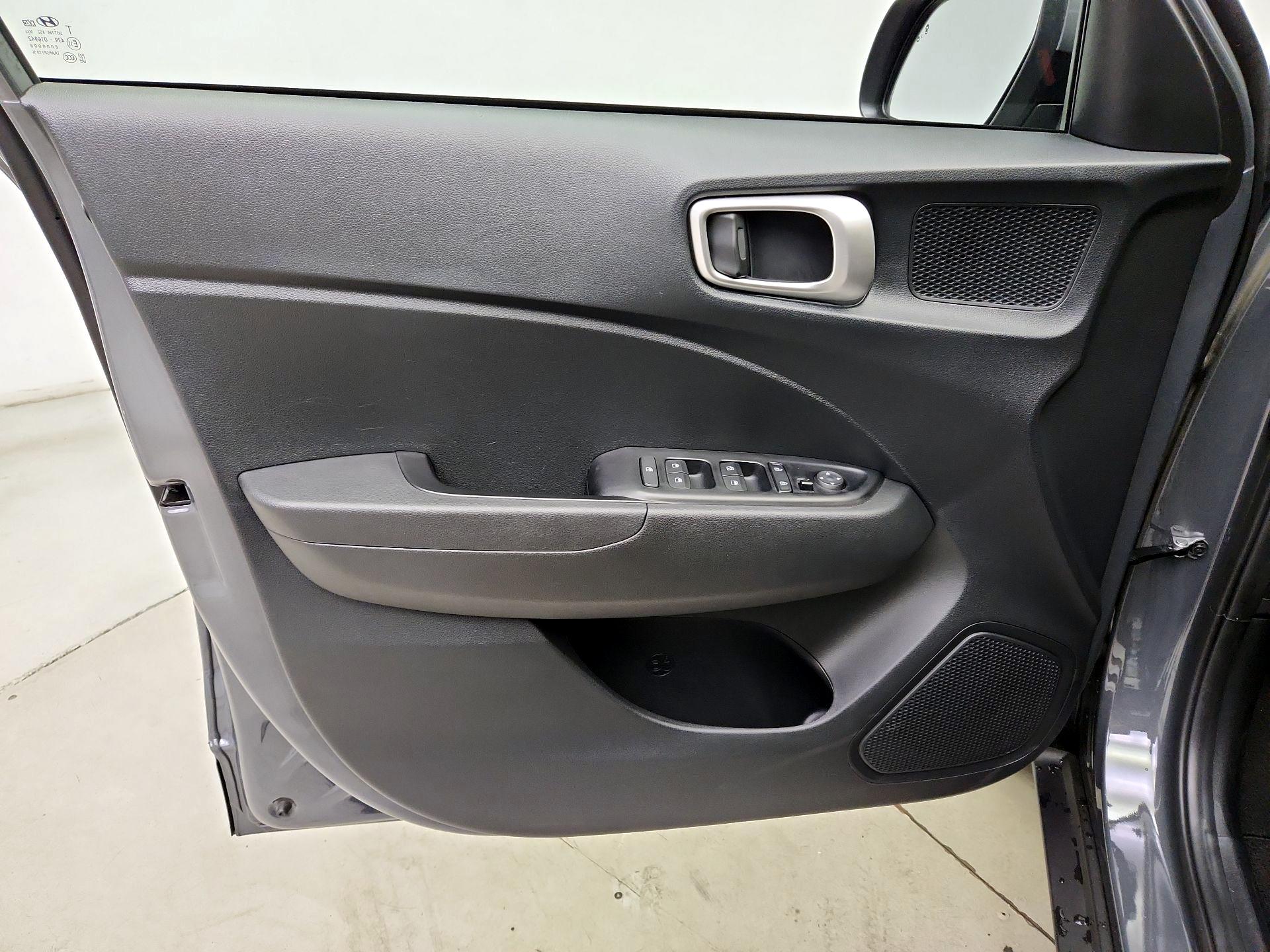 Thumbnail: 2024 Hyundai Venue - 12