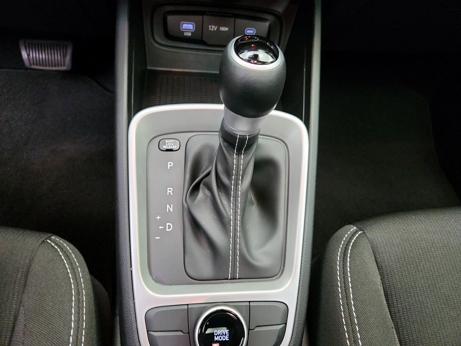 Thumbnail: 2024 Hyundai Venue - 17