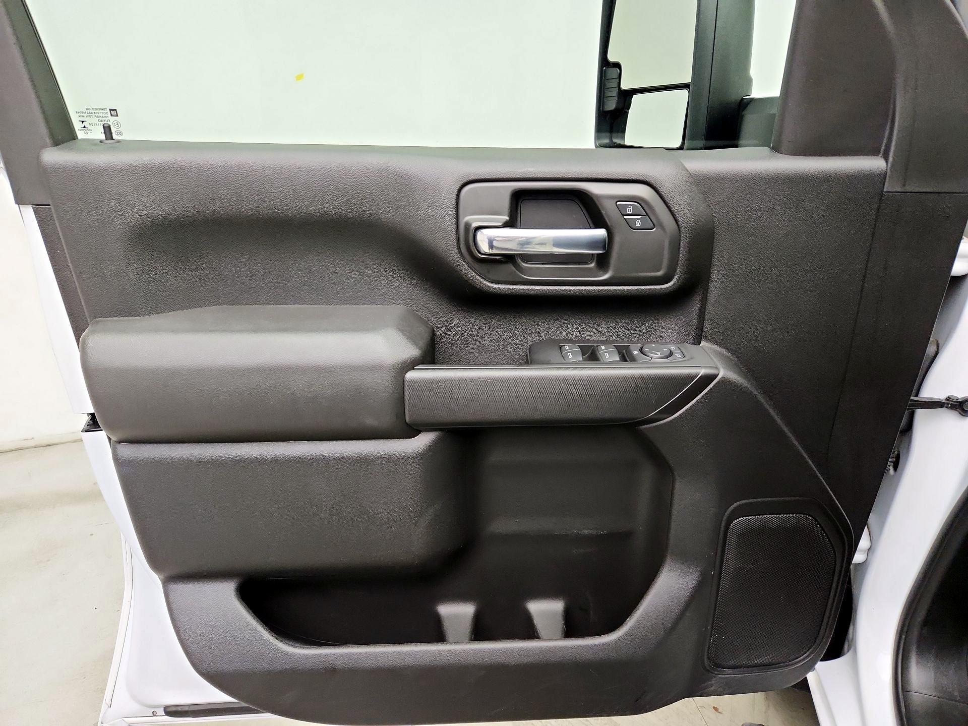 Thumbnail: 2022 Chevrolet Silverado 3500 - 12