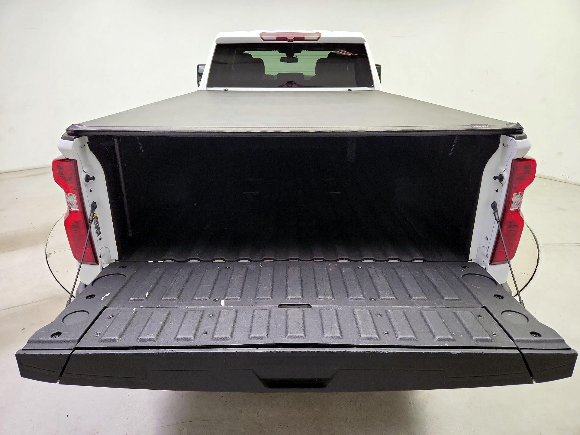 Thumbnail: 2022 Chevrolet Silverado 3500 - 20
