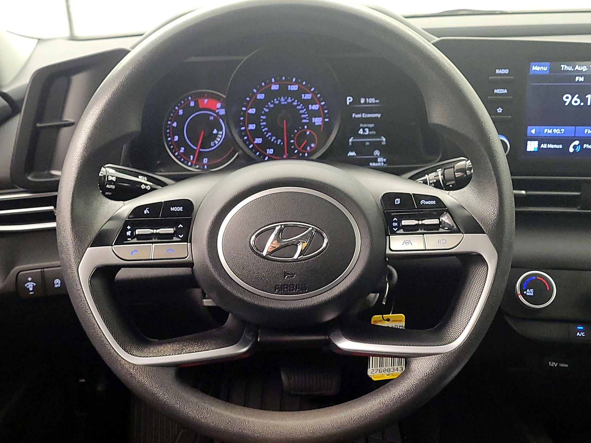 Thumbnail: 2021 Hyundai Elantra - 10