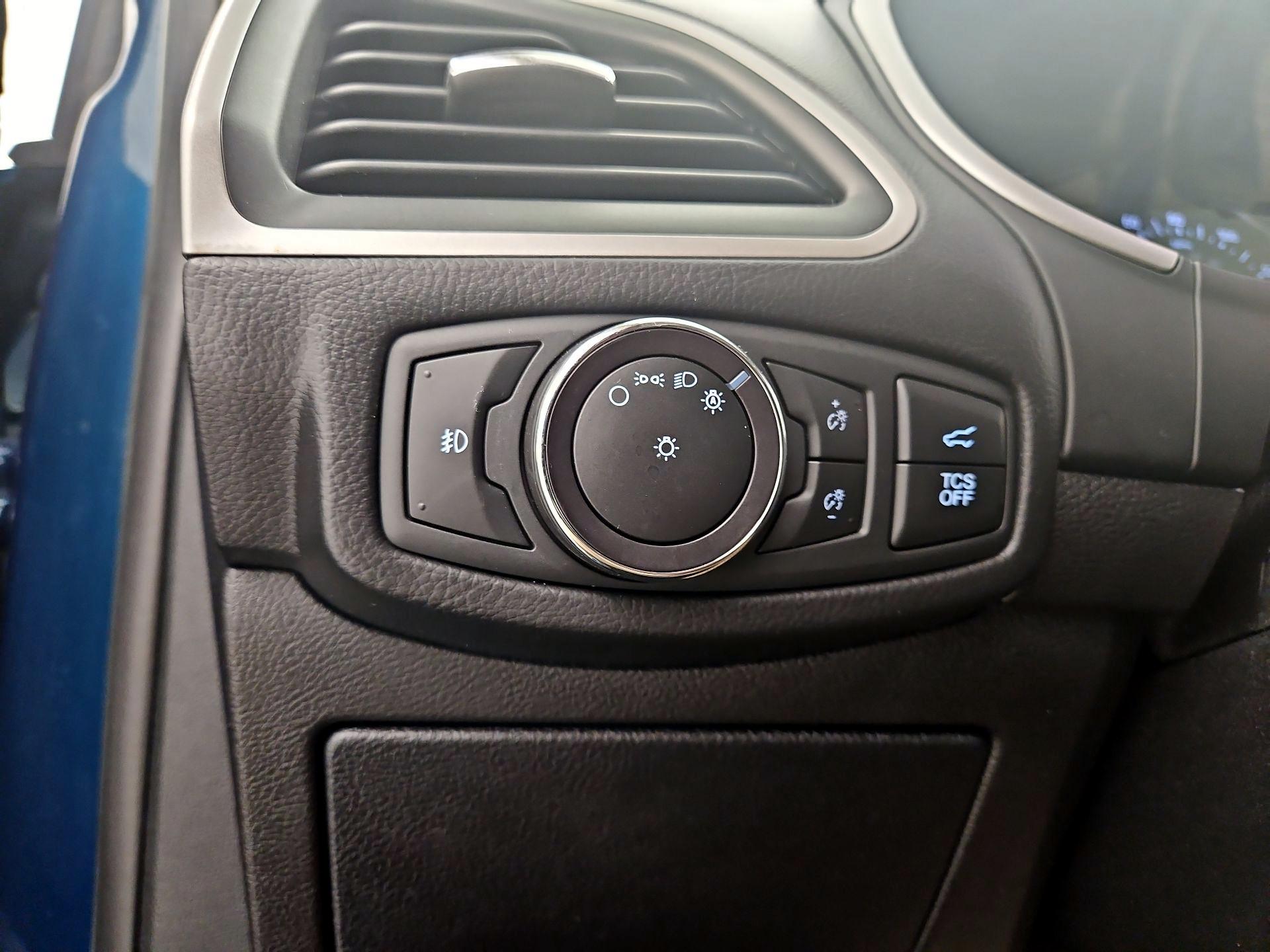 Thumbnail: 2020 Ford Edge - 13
