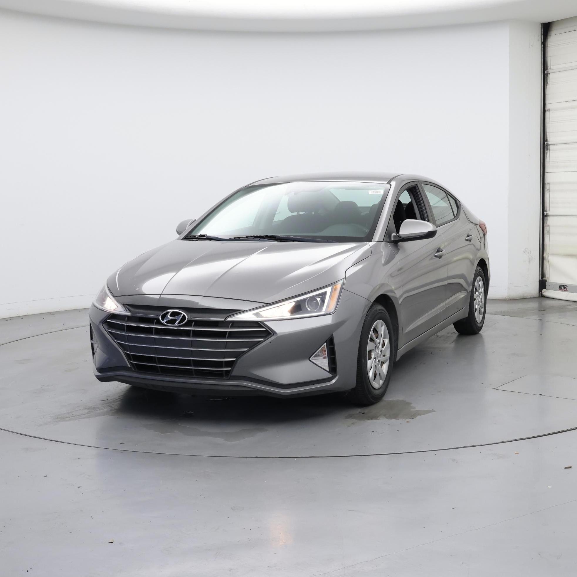 Thumbnail: 2020 Hyundai Elantra - 4