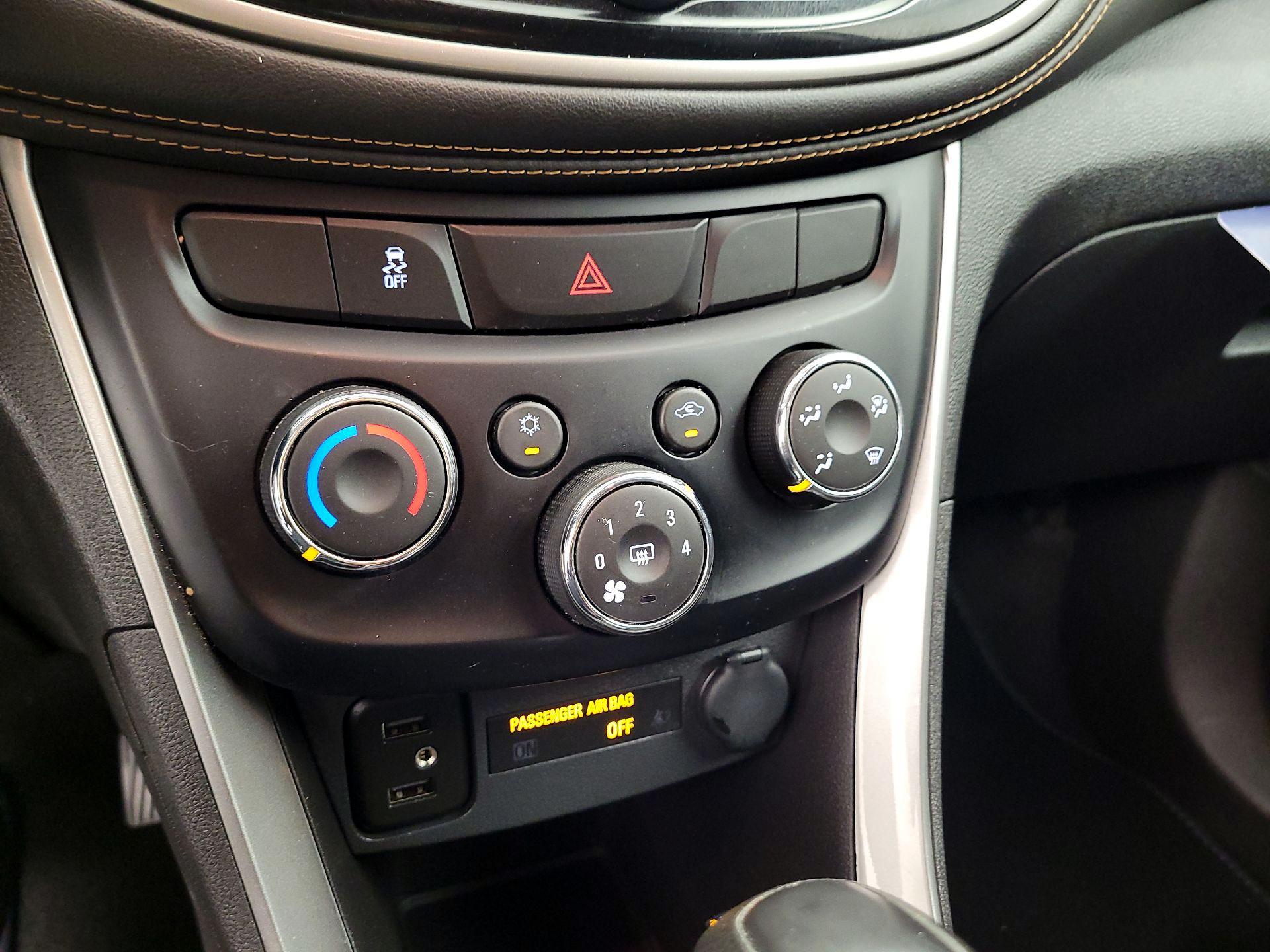 Thumbnail: 2020 Chevrolet Trax - 16