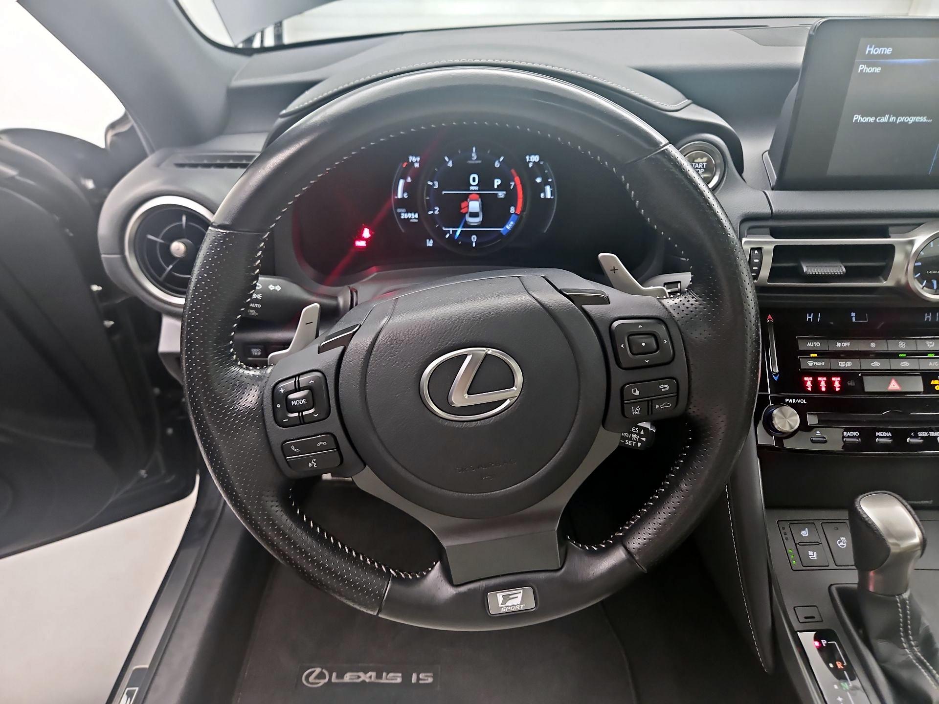 Thumbnail: 2022 Lexus IS - 10