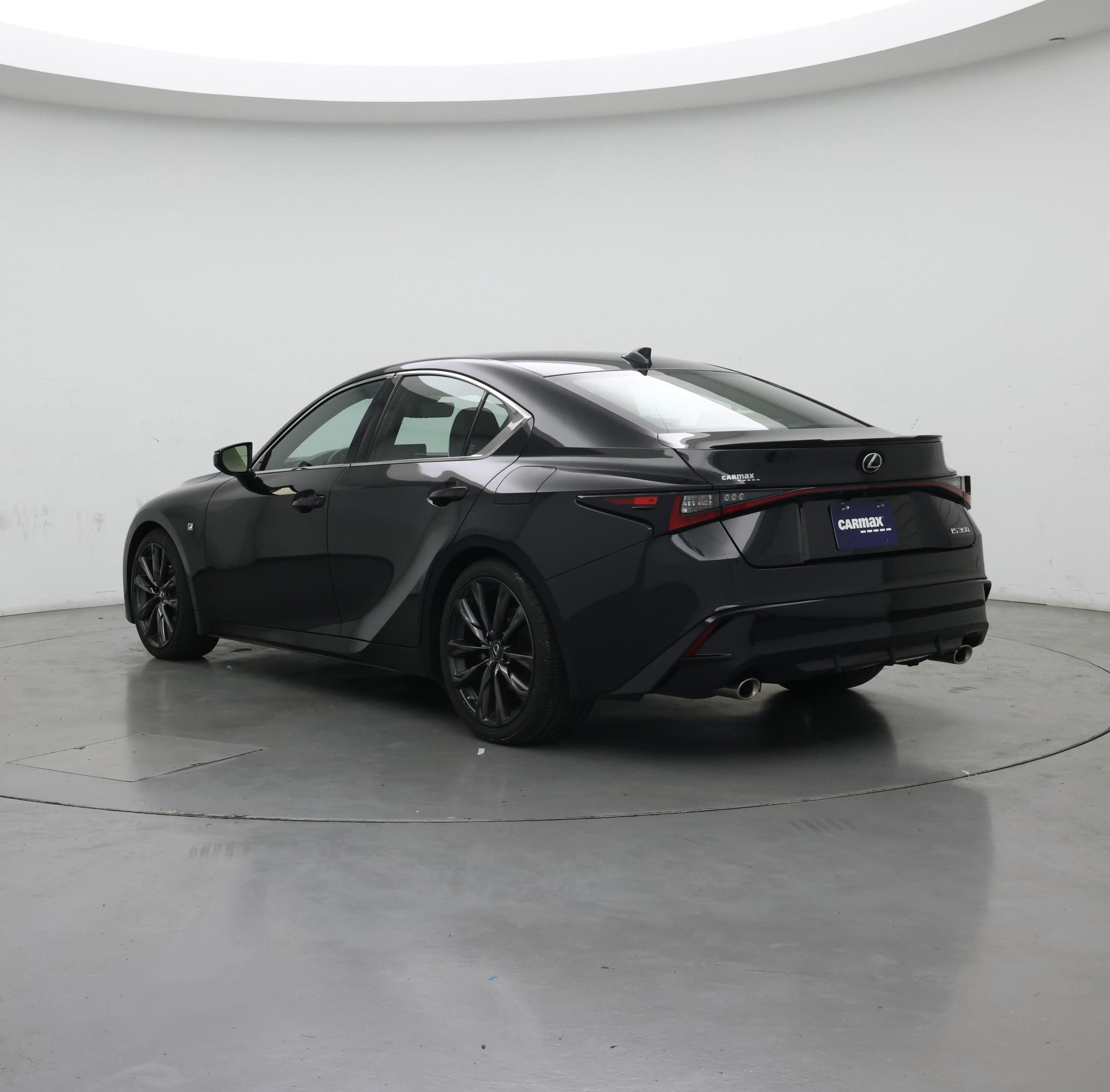 Thumbnail: 2022 Lexus IS - 2