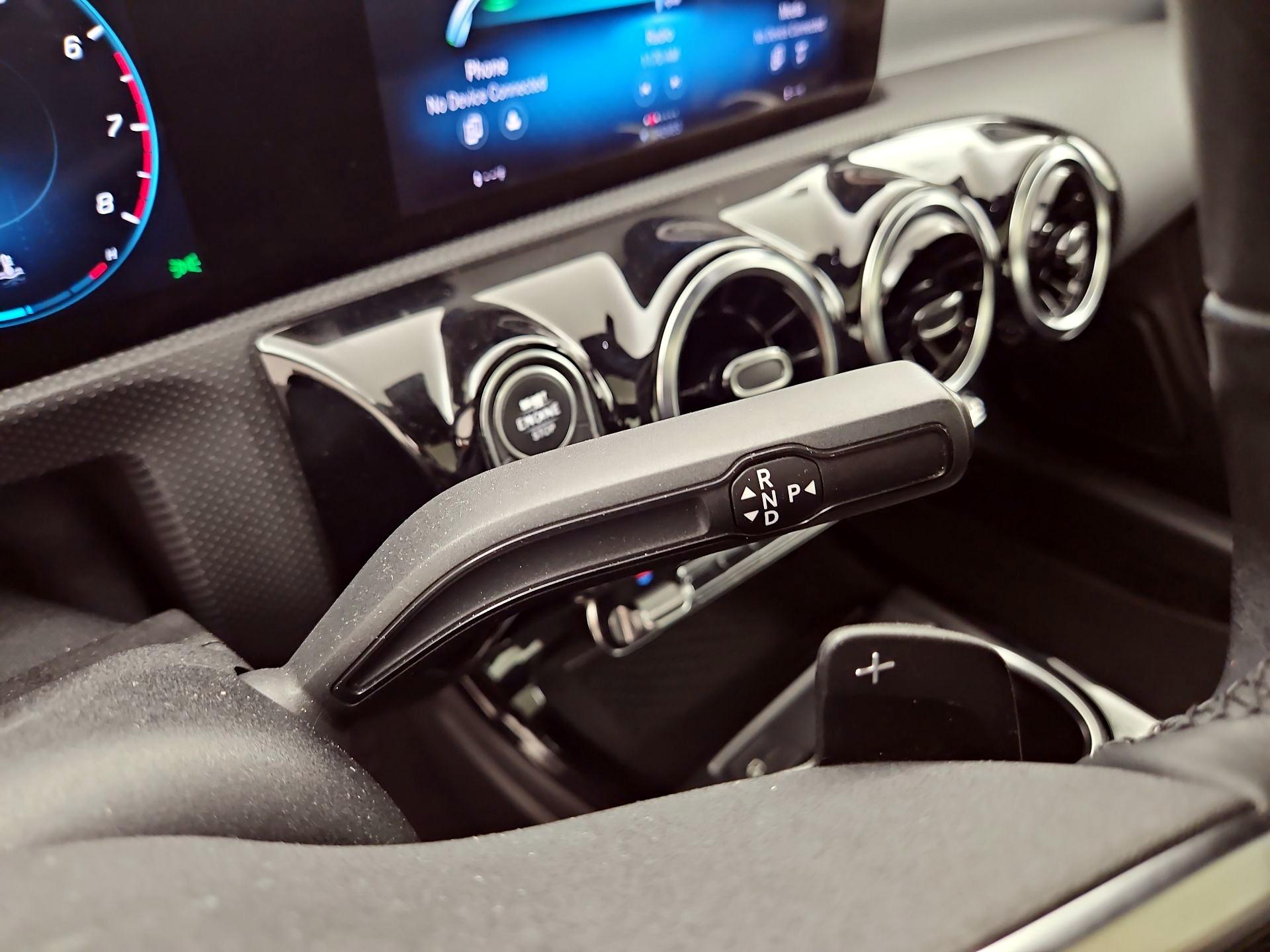 Thumbnail: 2020 Mercedes-Benz CLA - 17