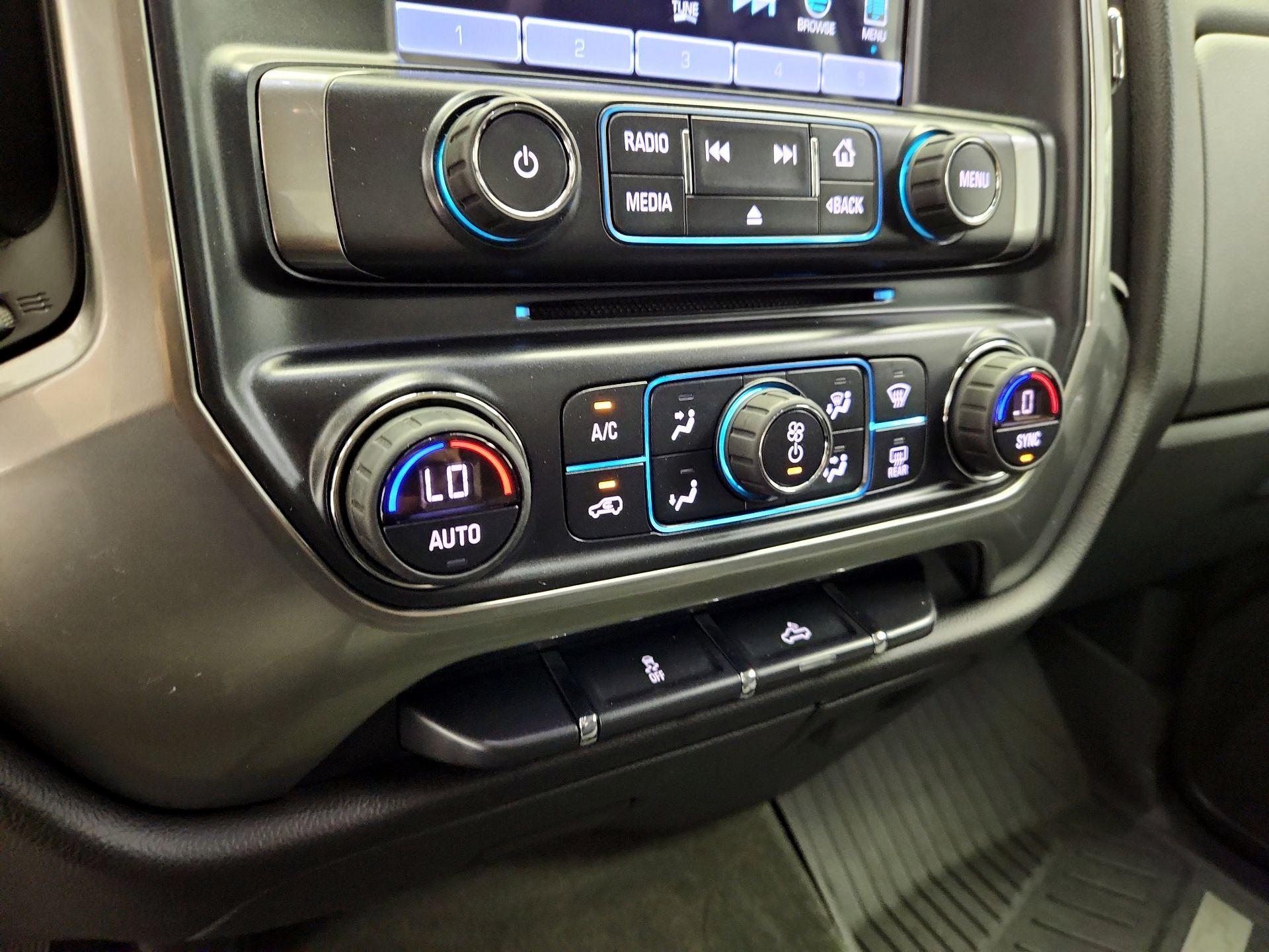 Thumbnail: 2017 Chevrolet Silverado 1500 - 16
