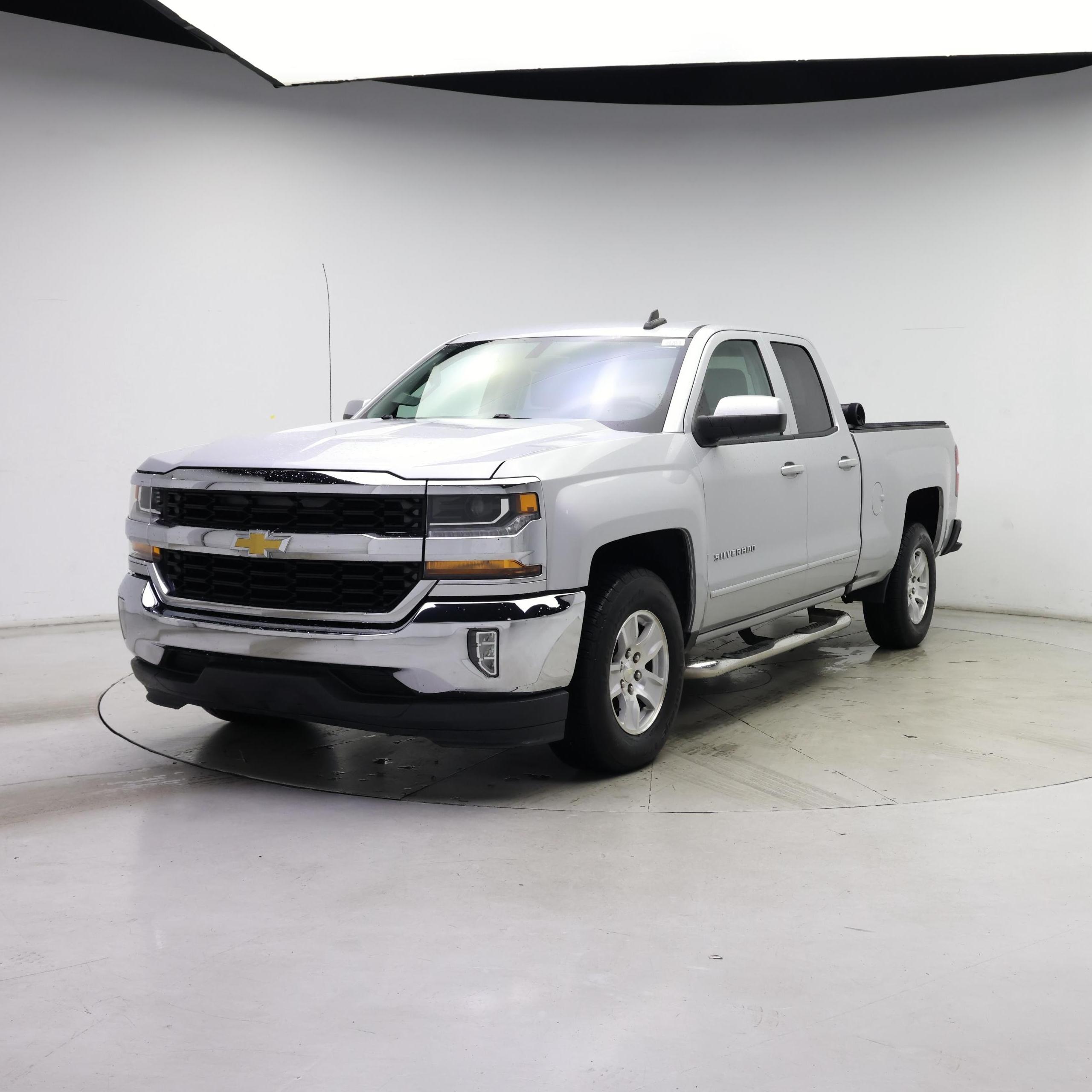 Thumbnail: 2017 Chevrolet Silverado 1500 - 4
