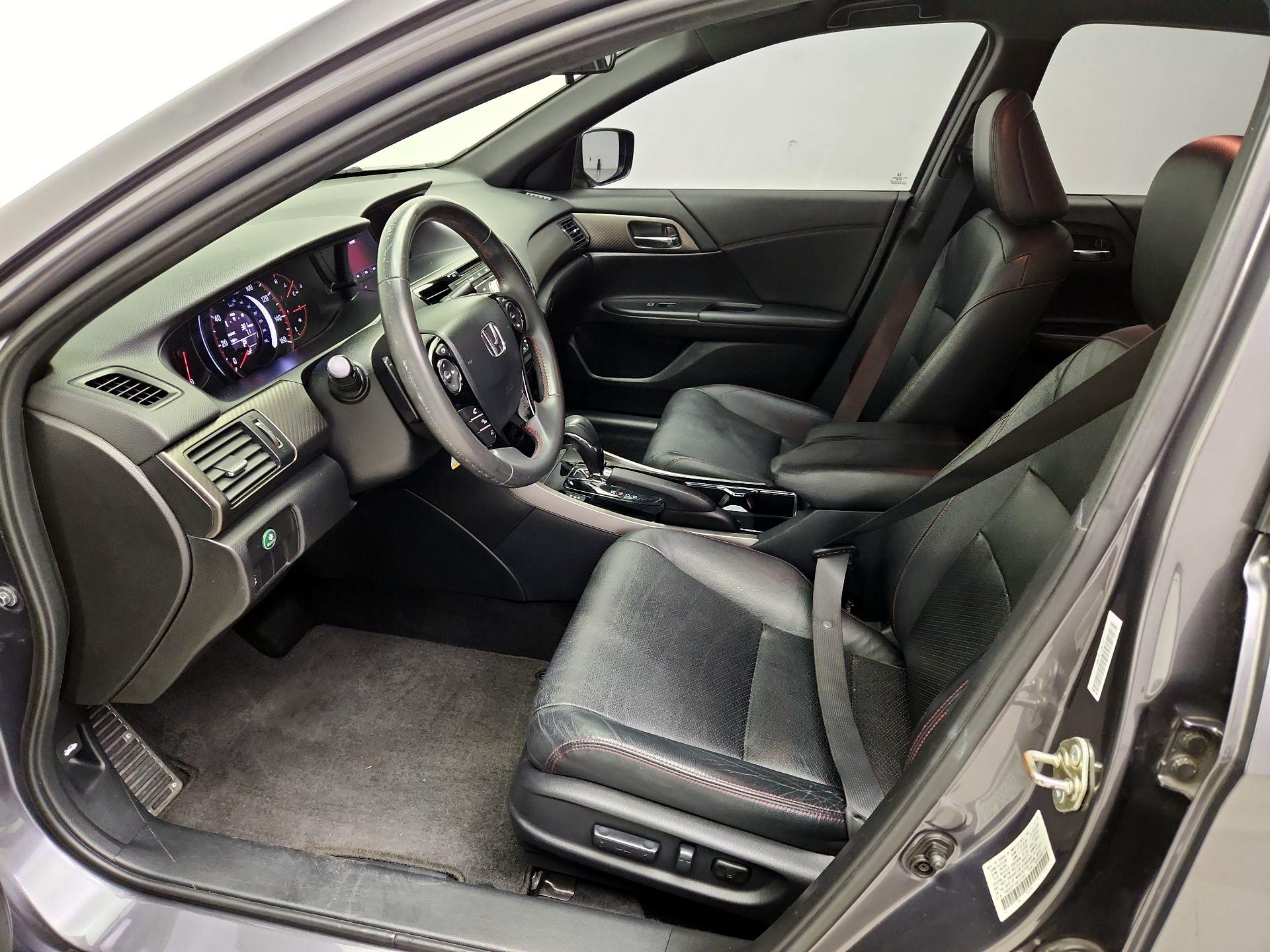 Thumbnail: 2017 Honda Accord - 11