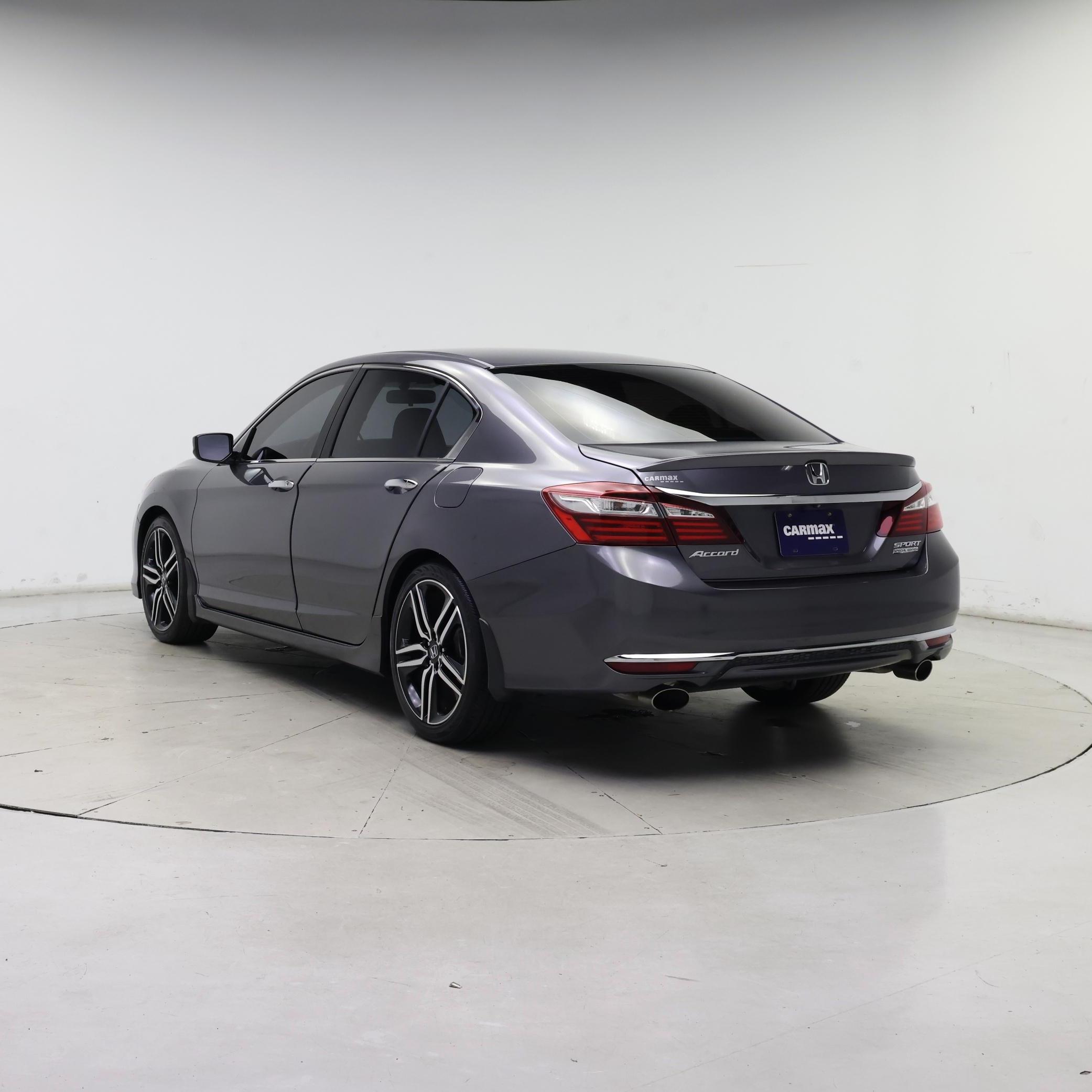 Thumbnail: 2017 Honda Accord - 2