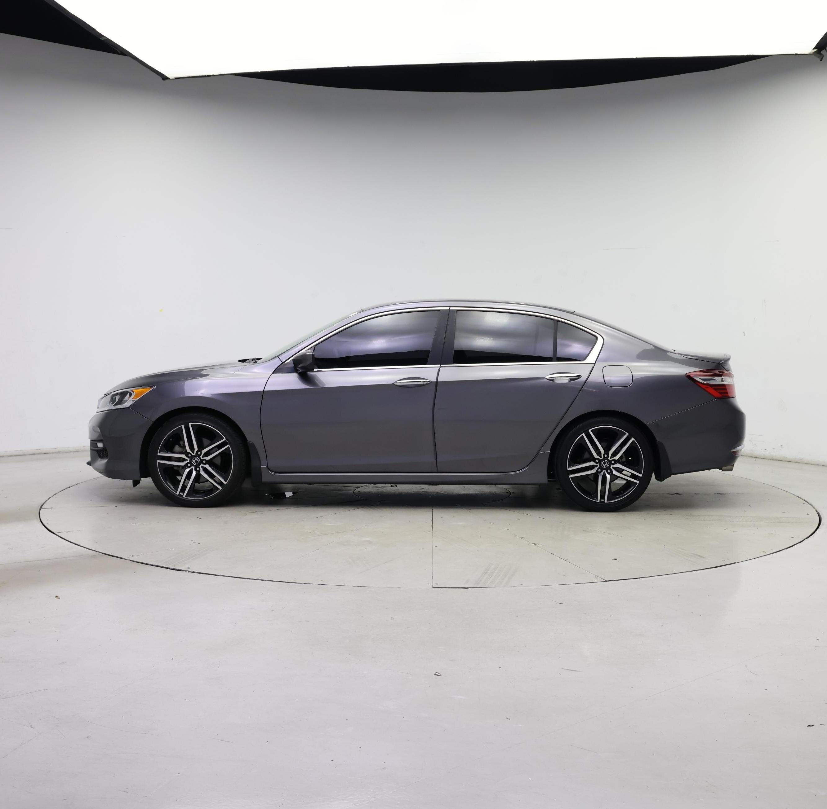 Thumbnail: 2017 Honda Accord - 3