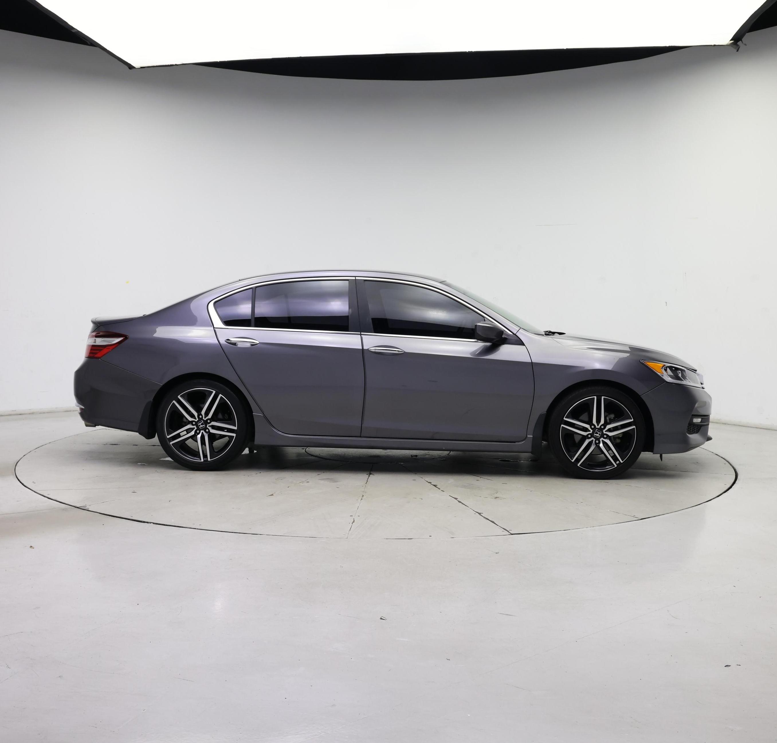 Thumbnail: 2017 Honda Accord - 7