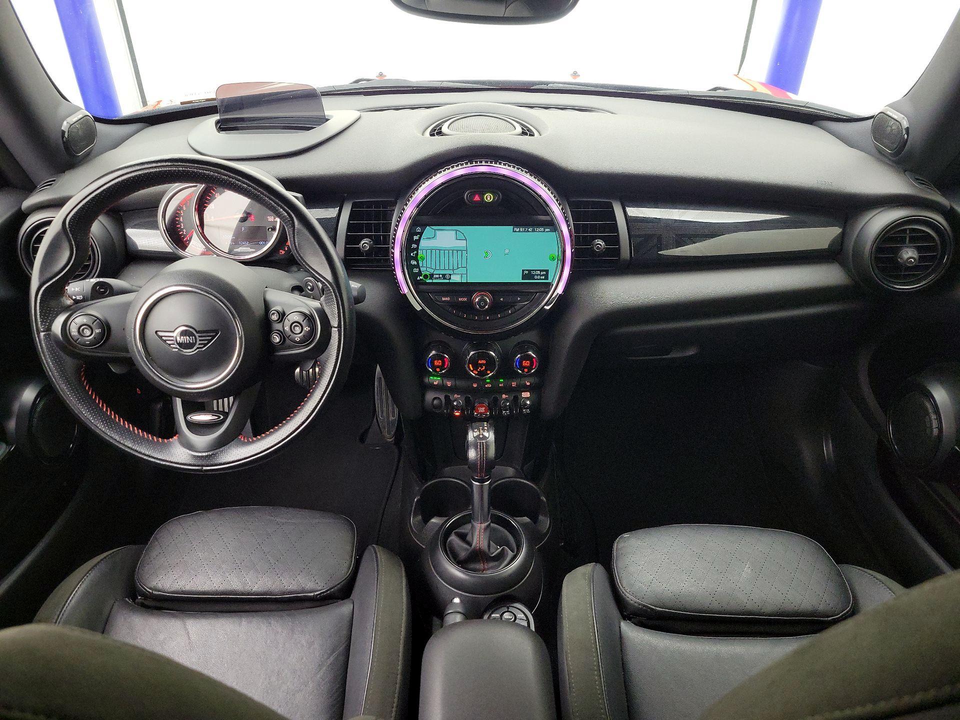 Thumbnail: 2019 MINI Cooper Hardtop - 9