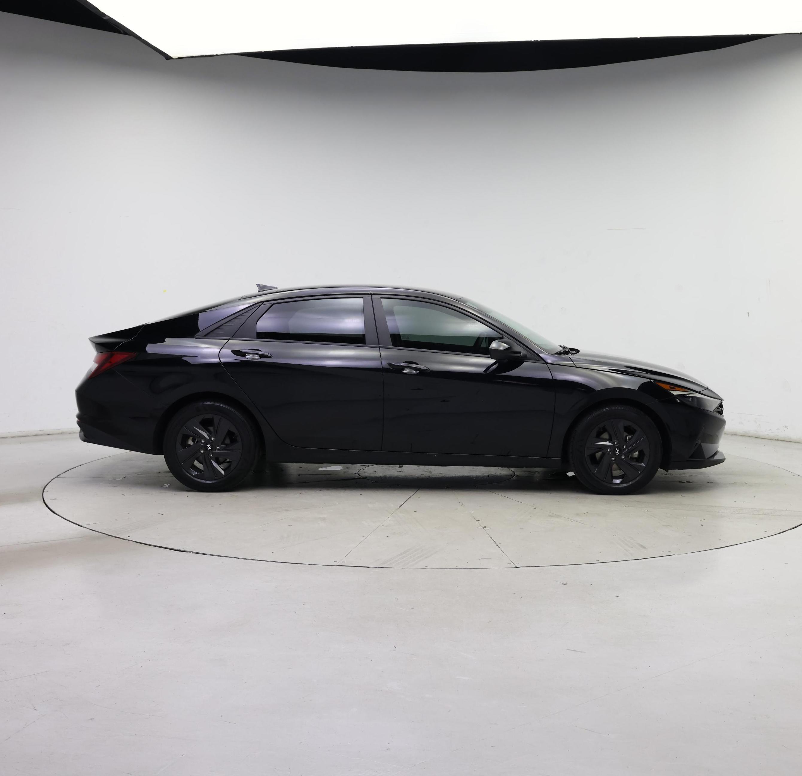 Thumbnail: 2021 Hyundai Elantra - 7