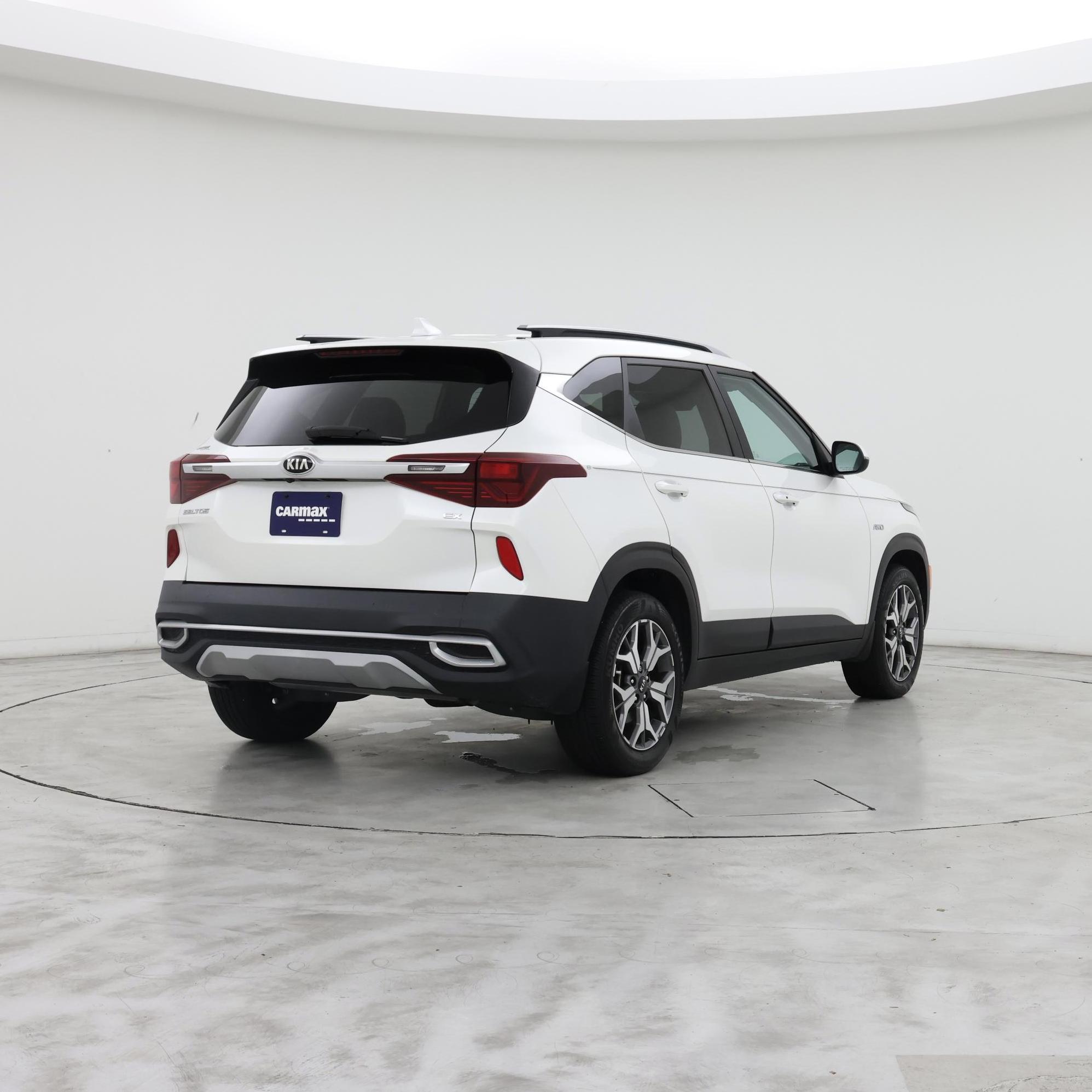 Thumbnail: 2021 Kia Seltos - 8