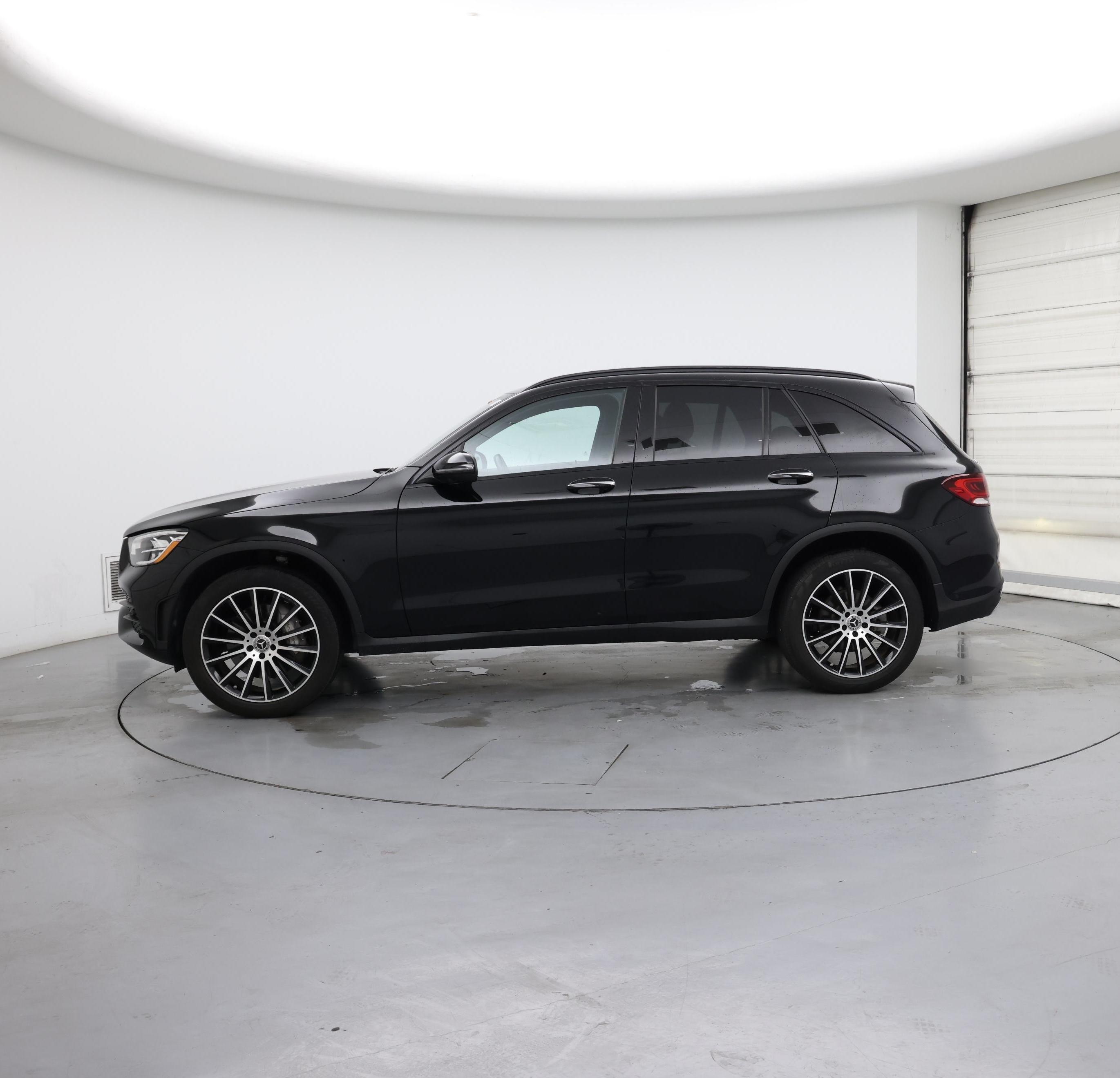 Thumbnail: 2022 Mercedes-Benz GLC - 3