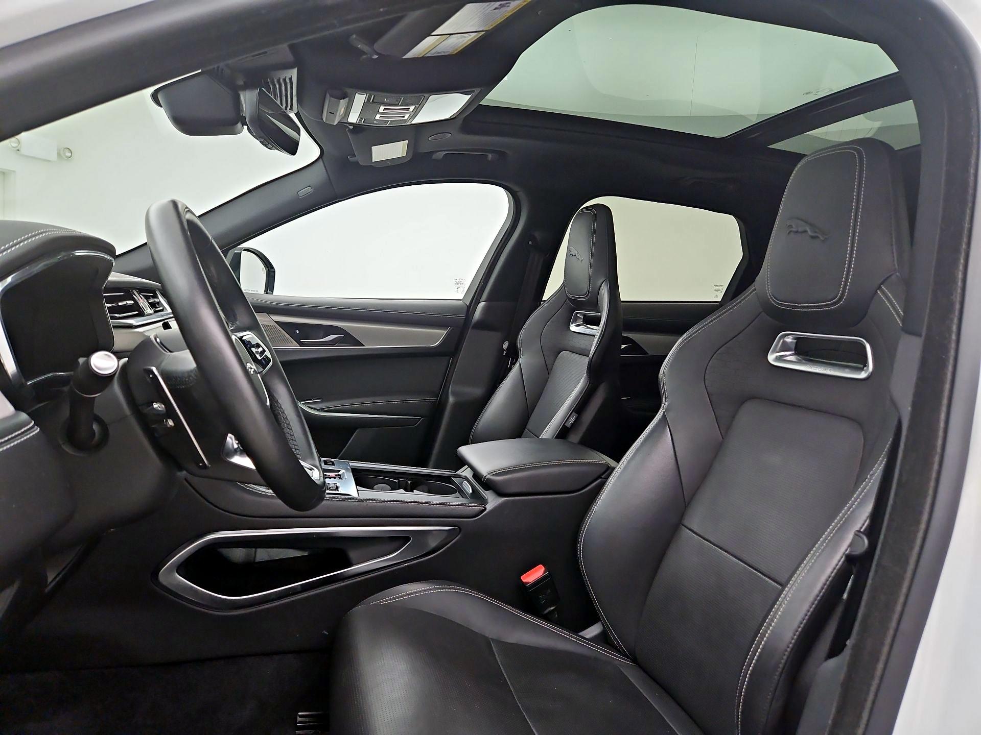 Thumbnail: 2024 Jaguar F-Pace - 20
