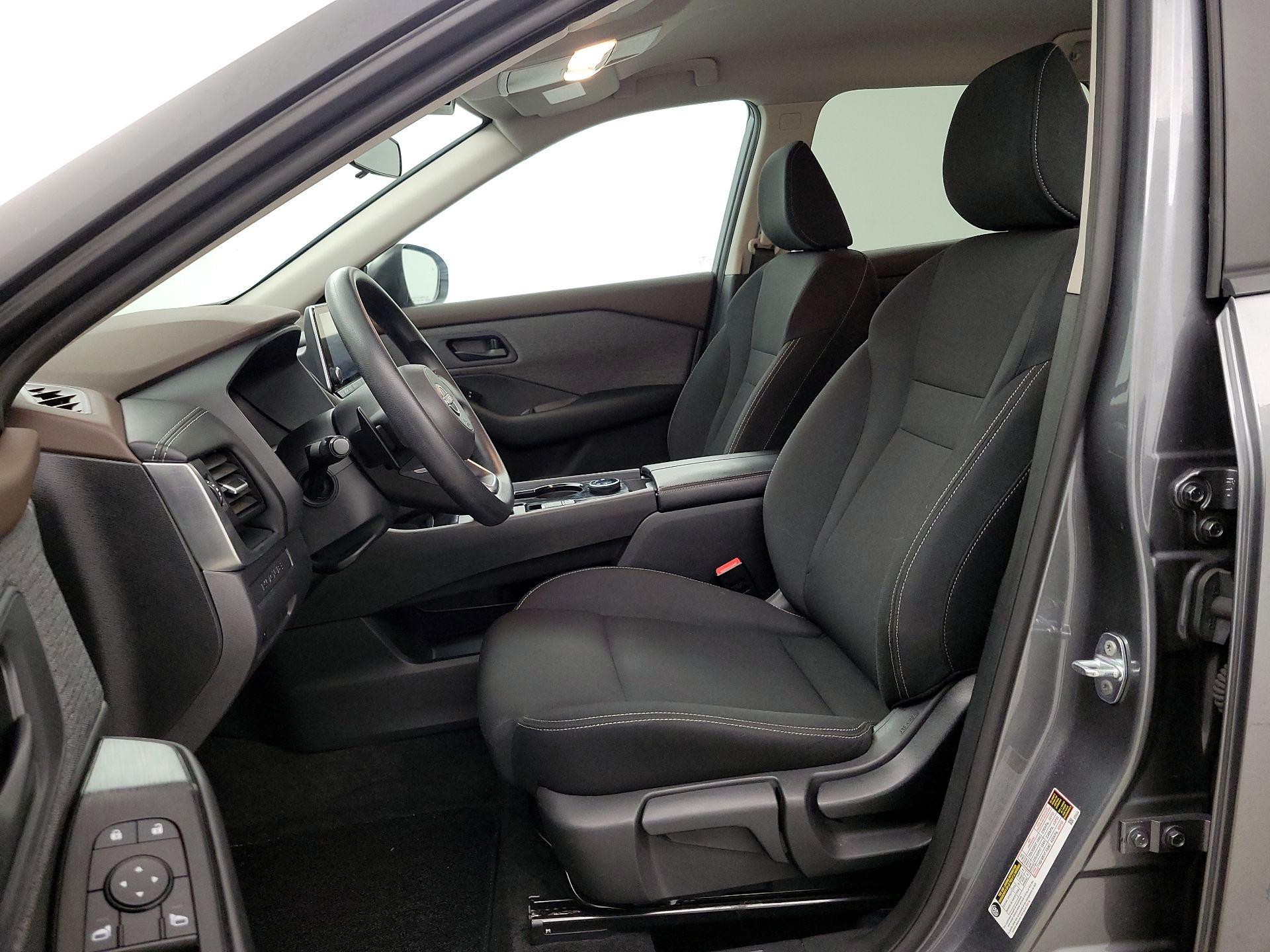 Thumbnail: 2023 Nissan Rogue - 11