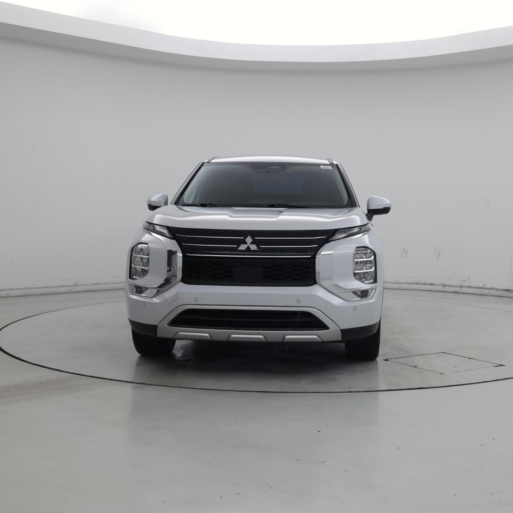 Thumbnail: 2024 Mitsubishi Outlander - 5