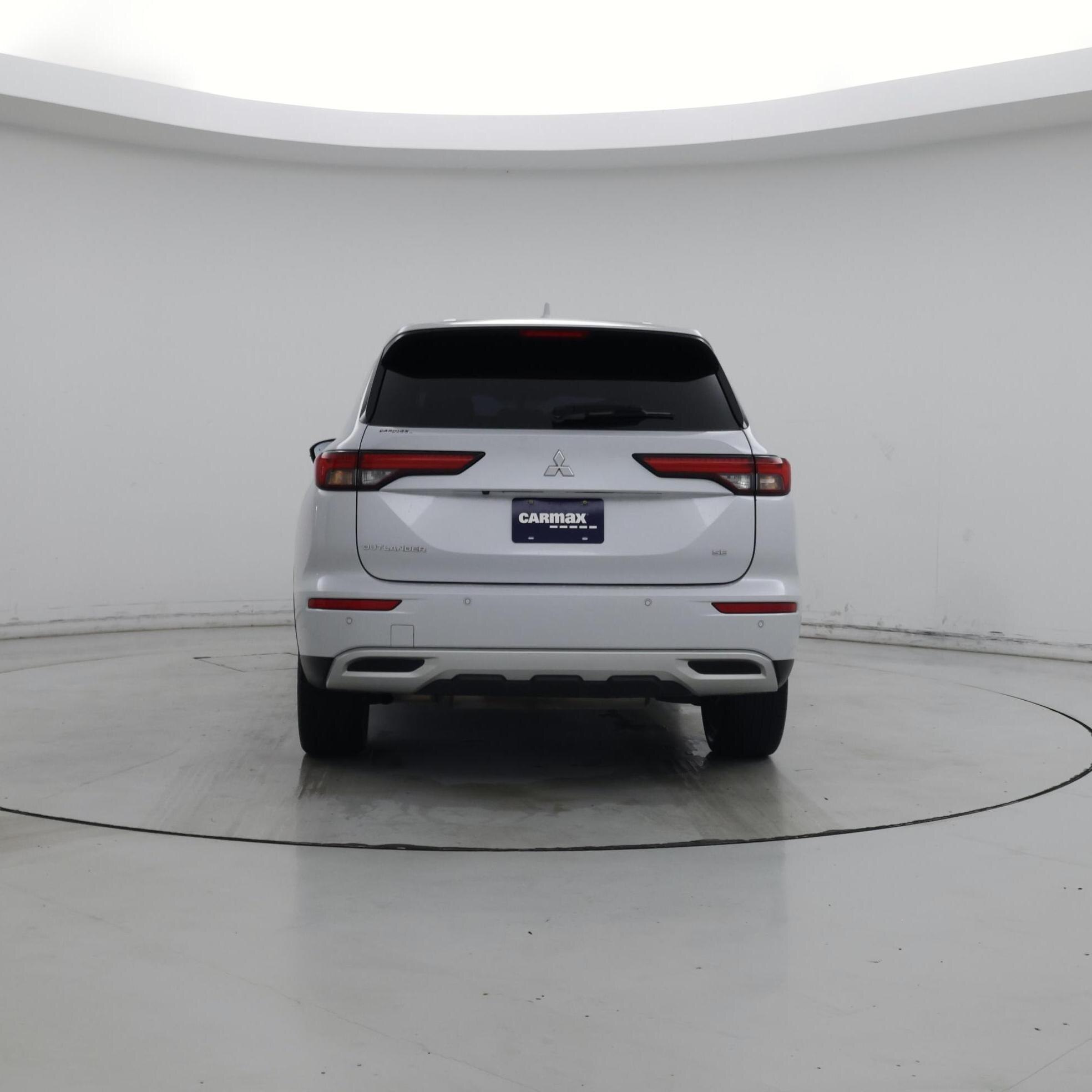 Thumbnail: 2024 Mitsubishi Outlander - 6