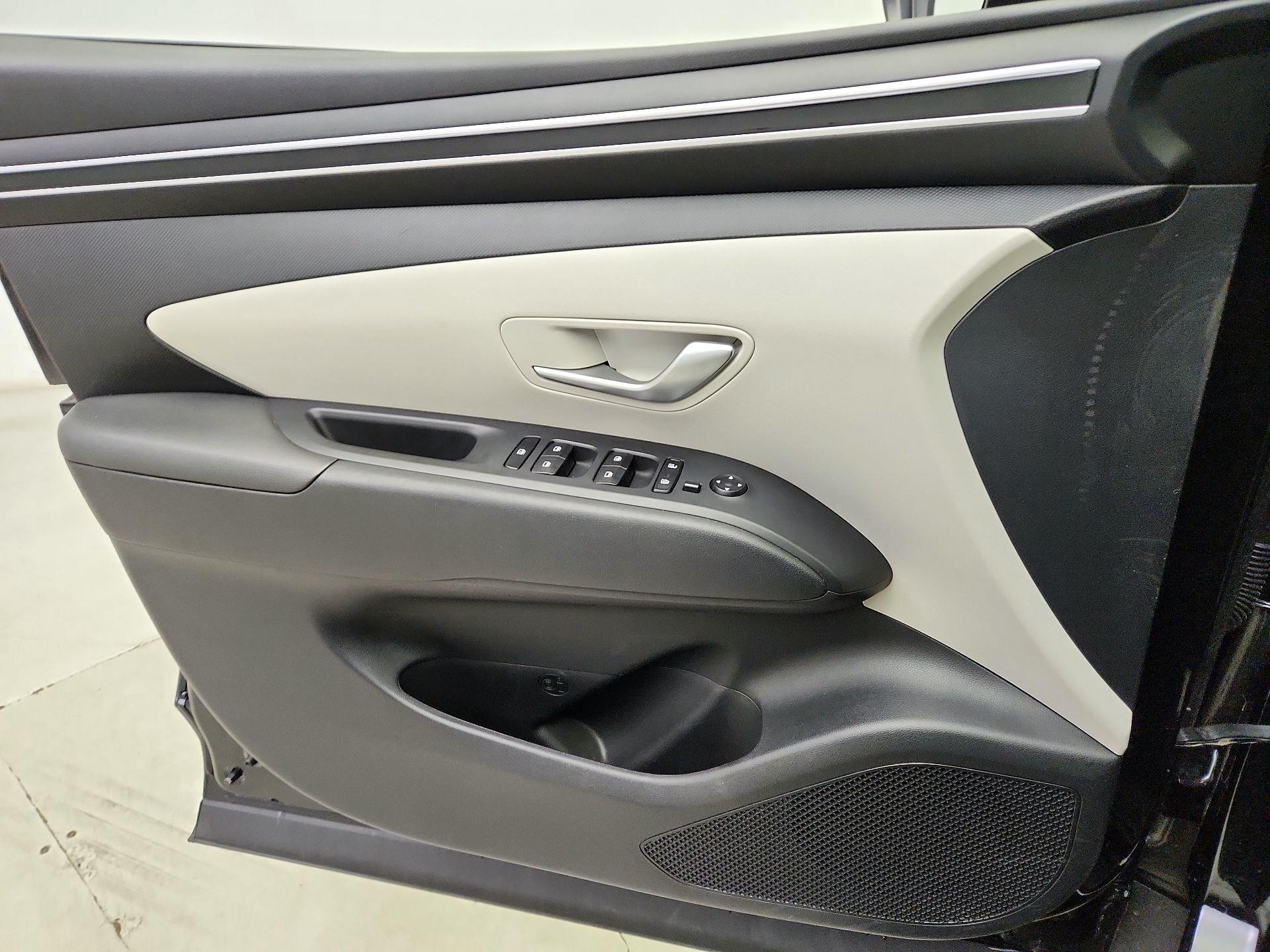 Thumbnail: 2024 Hyundai Tucson - 12