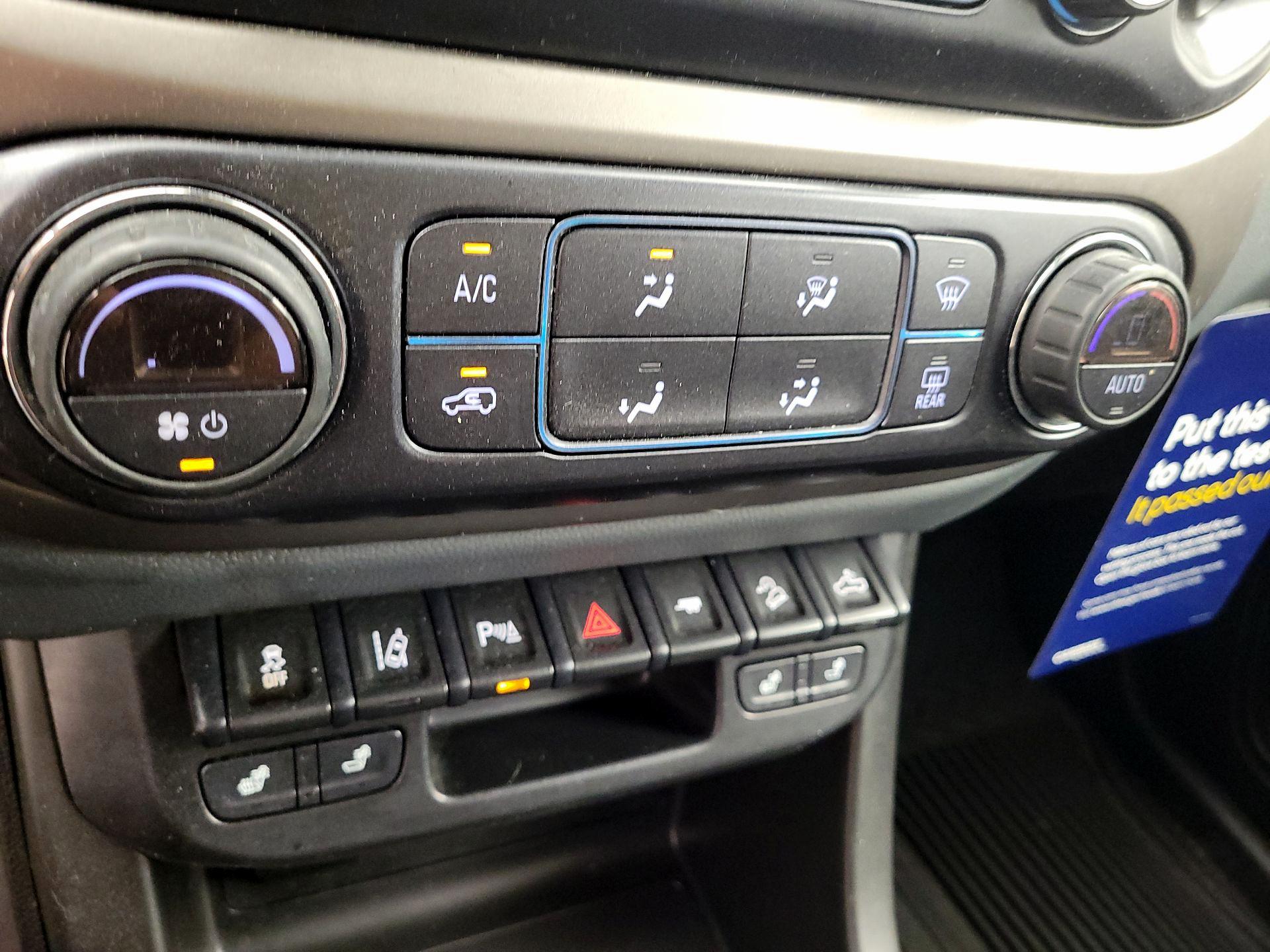 Thumbnail: 2021 Chevrolet Colorado - 14