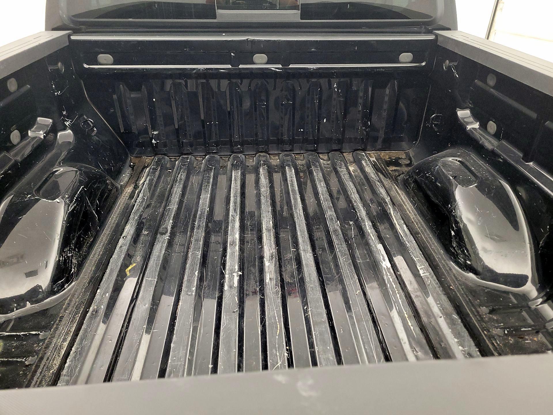 Thumbnail: 2021 Chevrolet Colorado - 16
