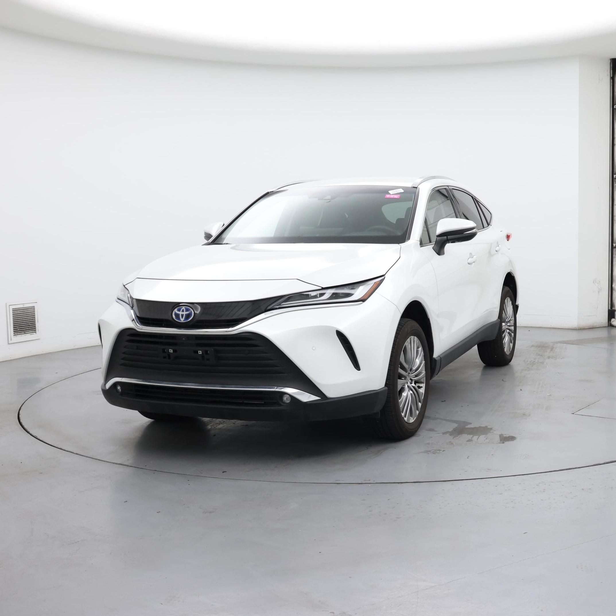 Thumbnail: 2023 Toyota Venza - 4