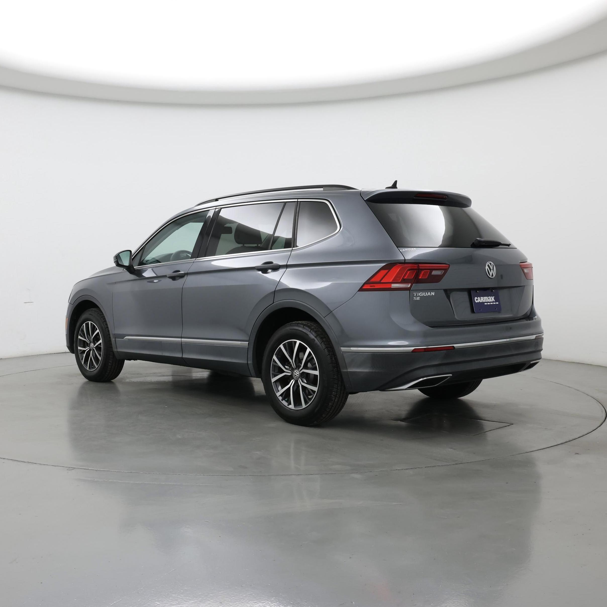 Thumbnail: 2020 Volkswagen Tiguan - 2