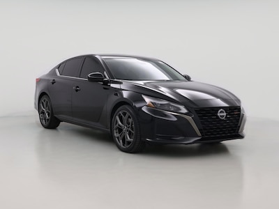 2023 Nissan Altima SR