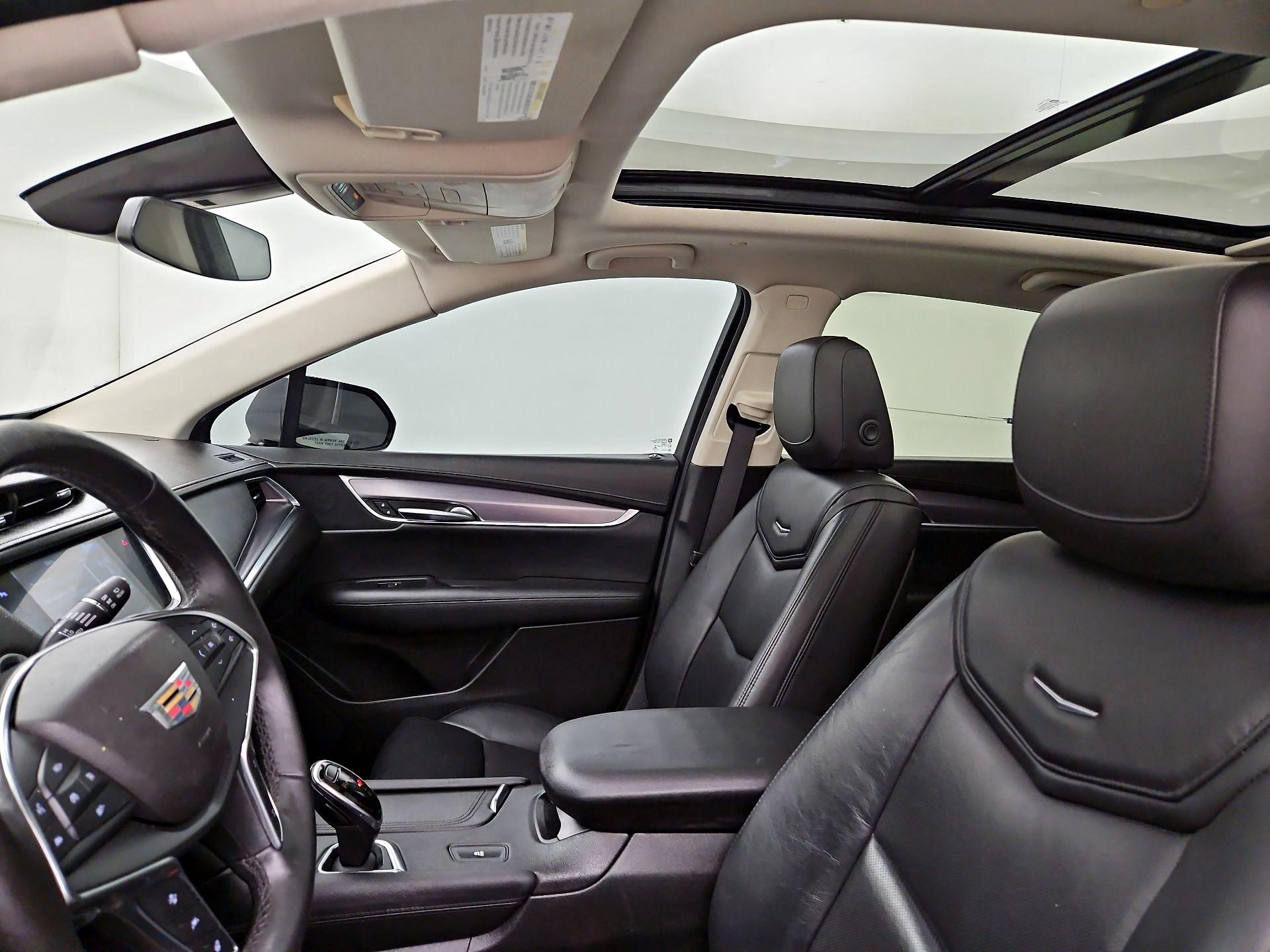 Thumbnail: 2018 Cadillac XT5 - 18