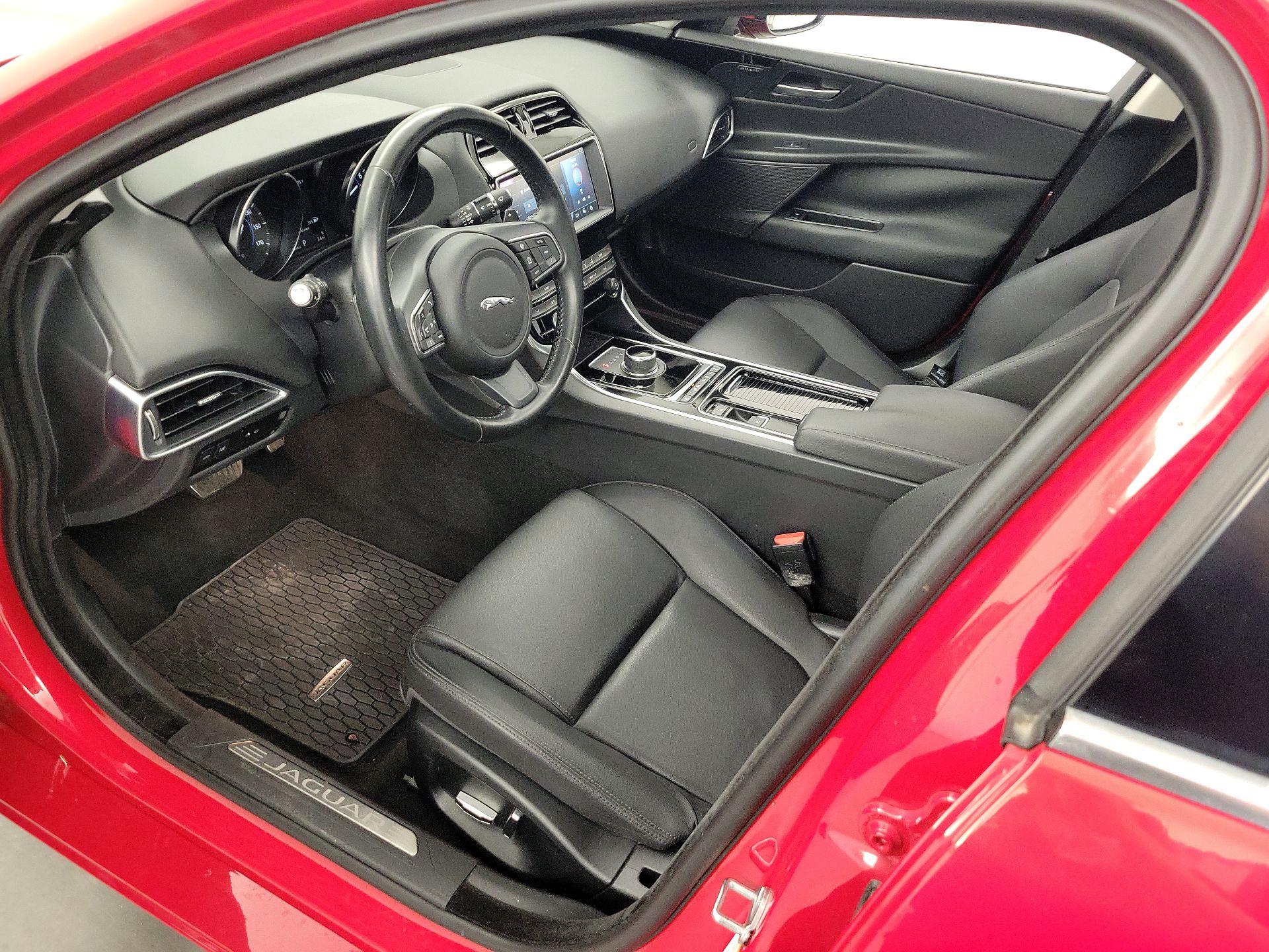 Thumbnail: 2019 Jaguar XE - 11