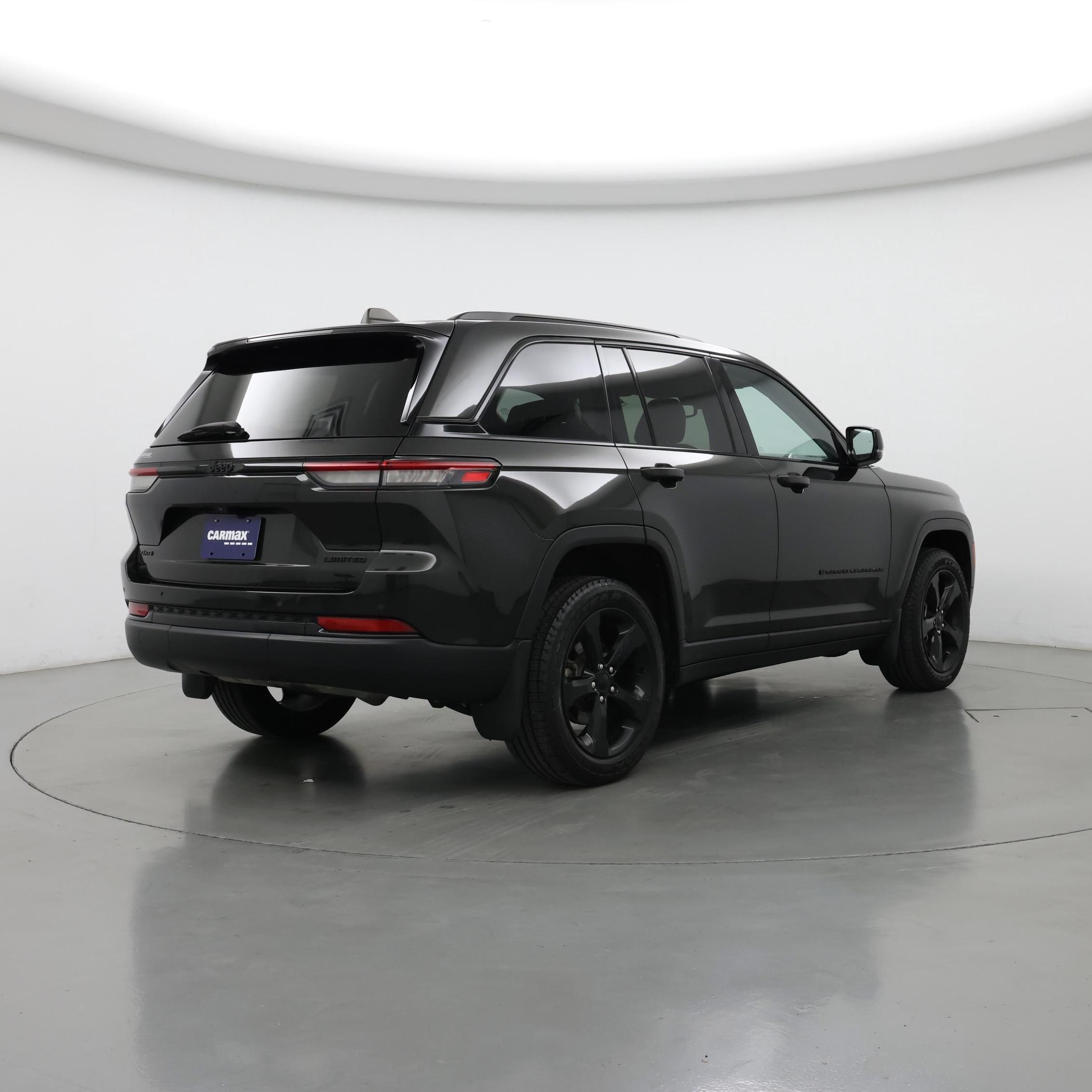 Thumbnail: 2019 Jaguar XE - 8