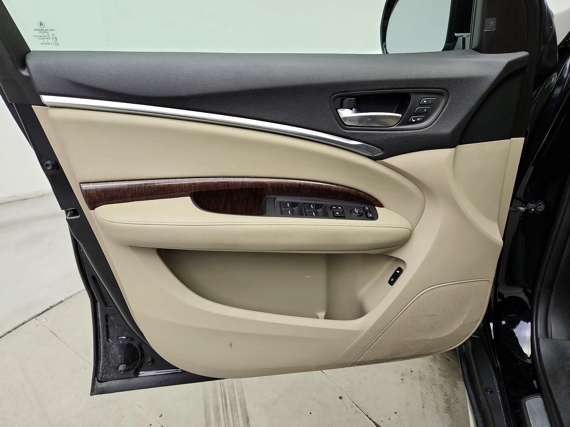 Thumbnail: 2017 Acura MDX - 12